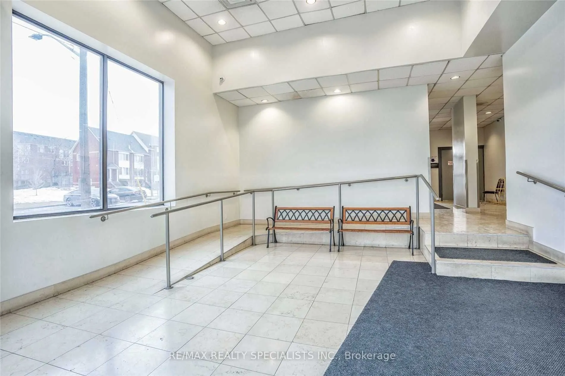 25 Agnes Street, #301