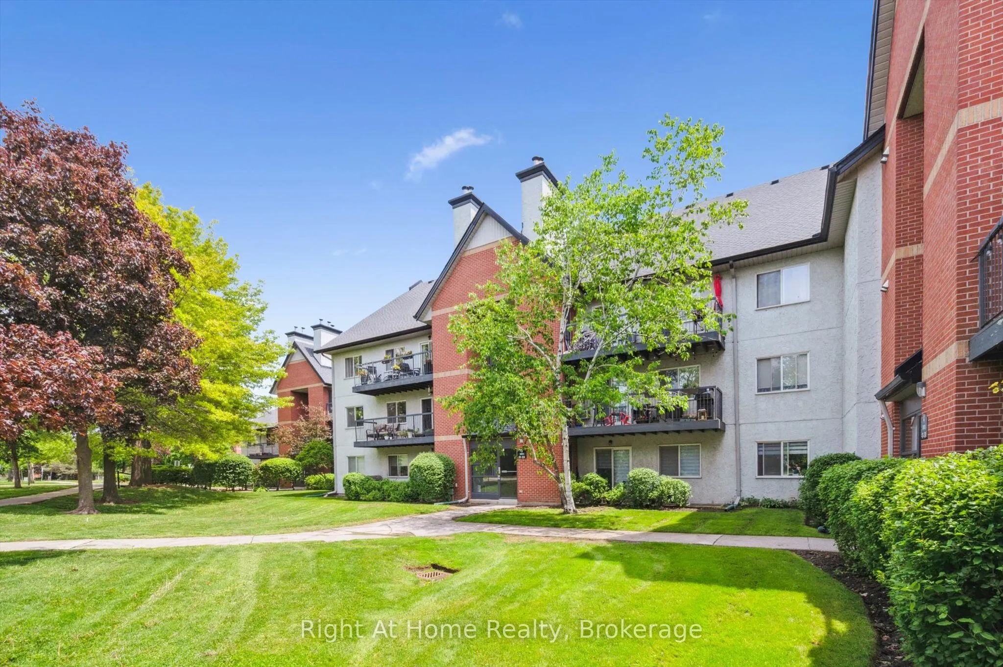 1450 Glen Abbey Gate, #534