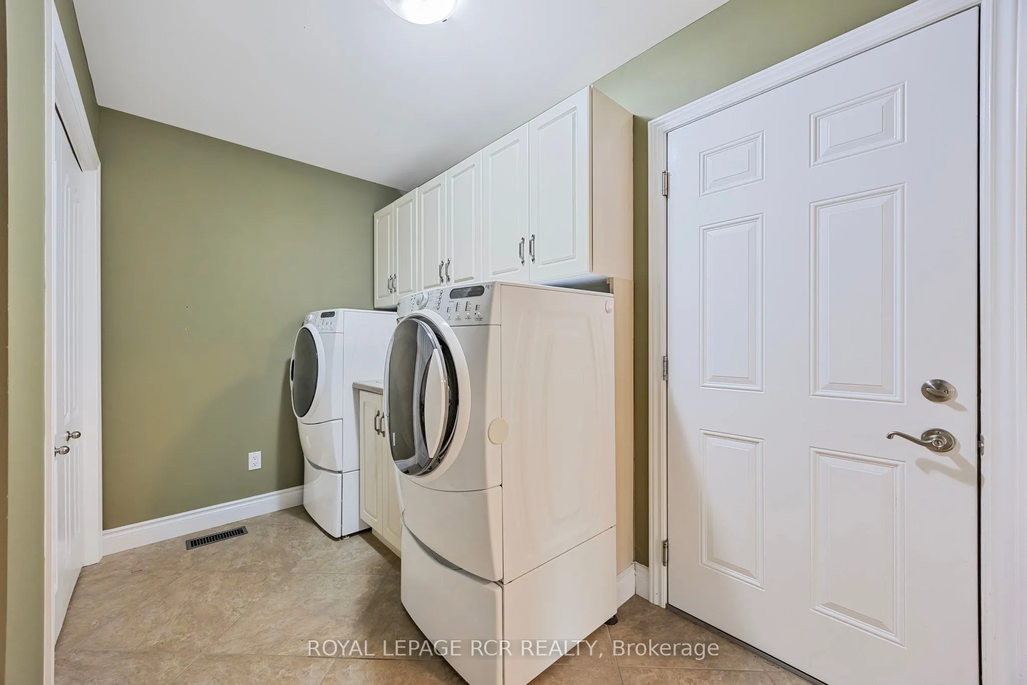 1 Reddington Drive, #4