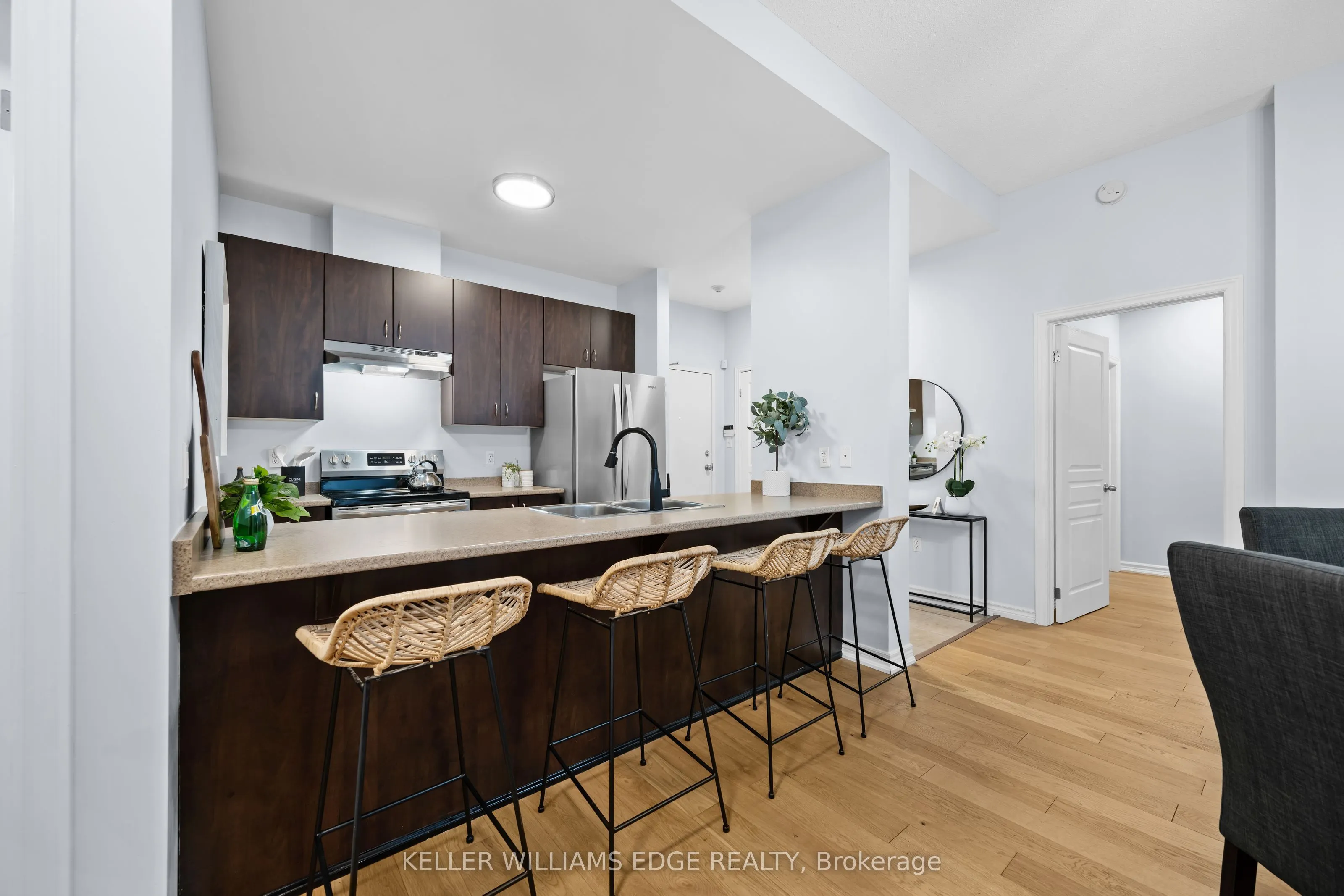 5070 Fairview Street, #107
