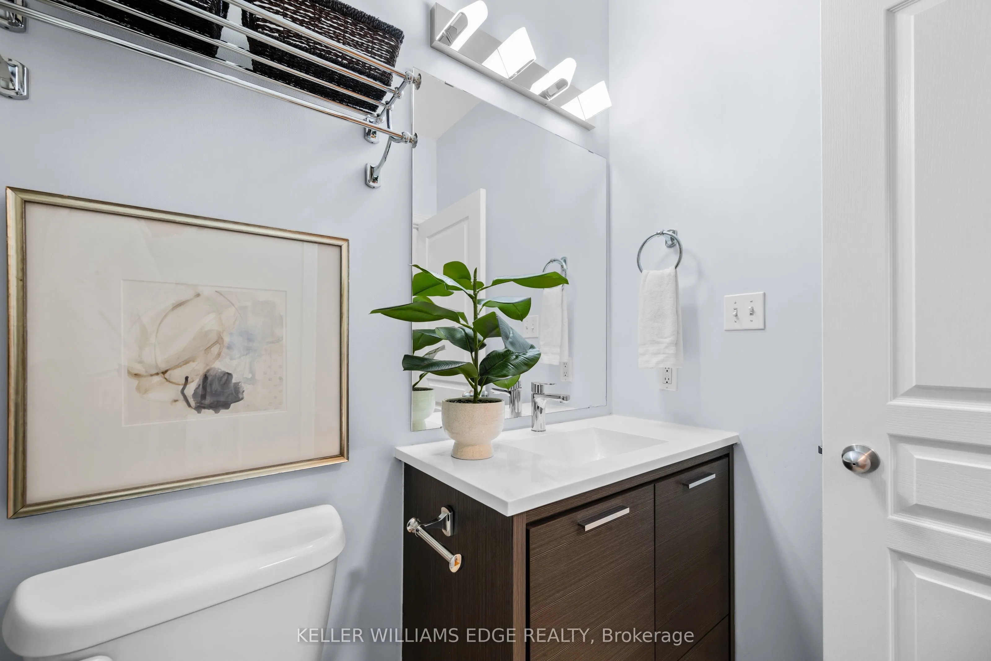 5070 Fairview Street, #107