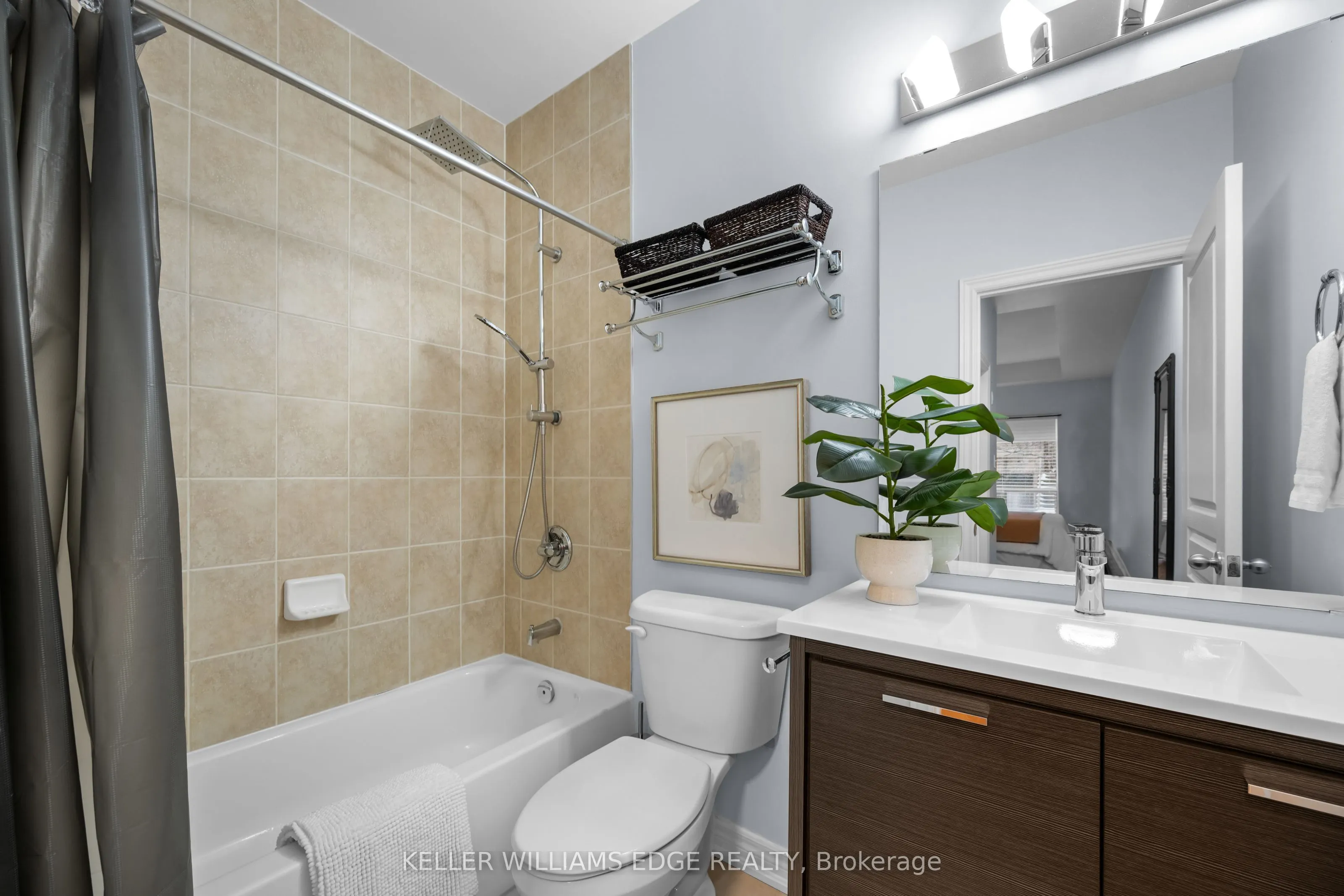 5070 Fairview Street, #107