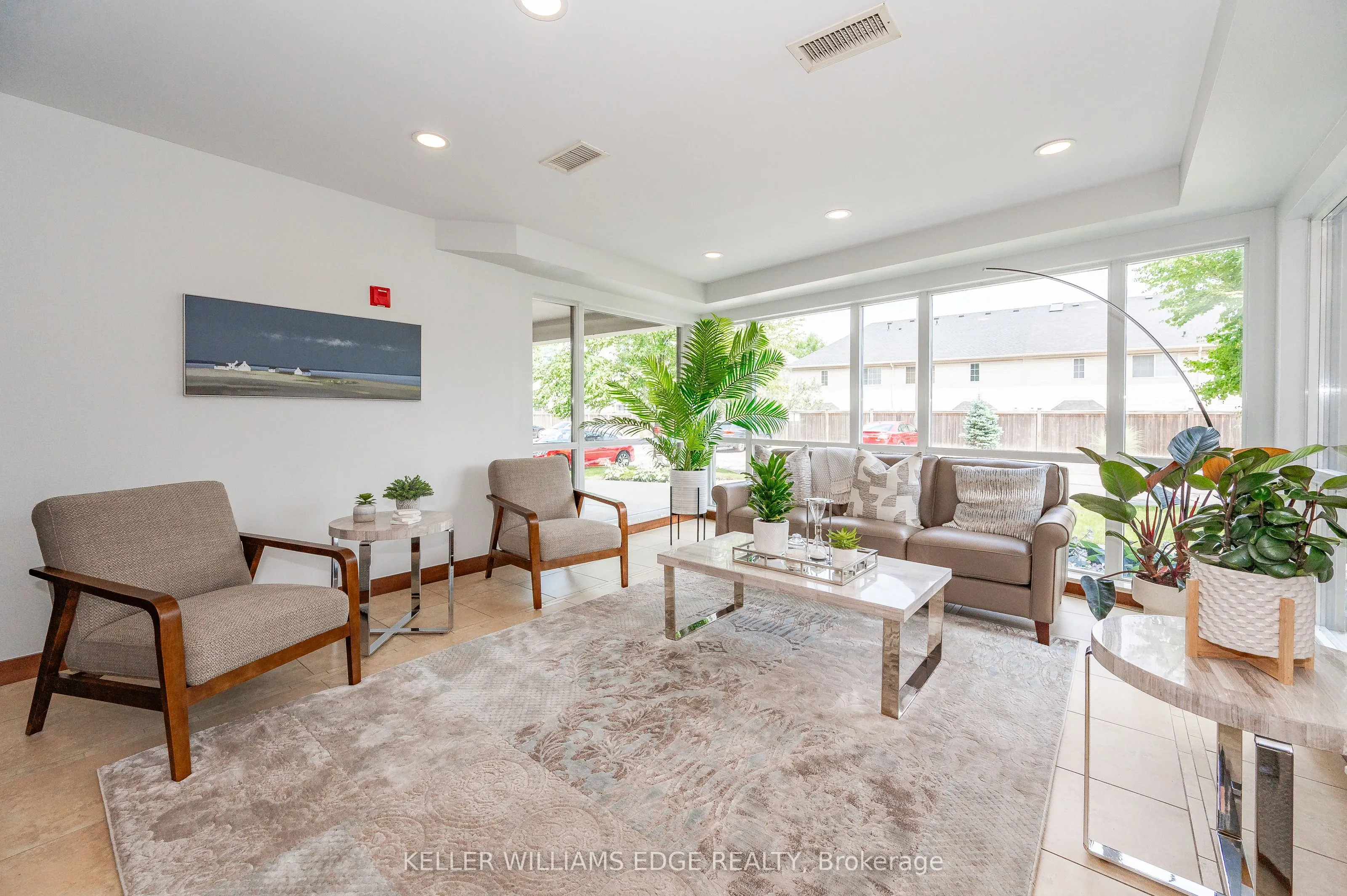5070 Fairview Street, #107