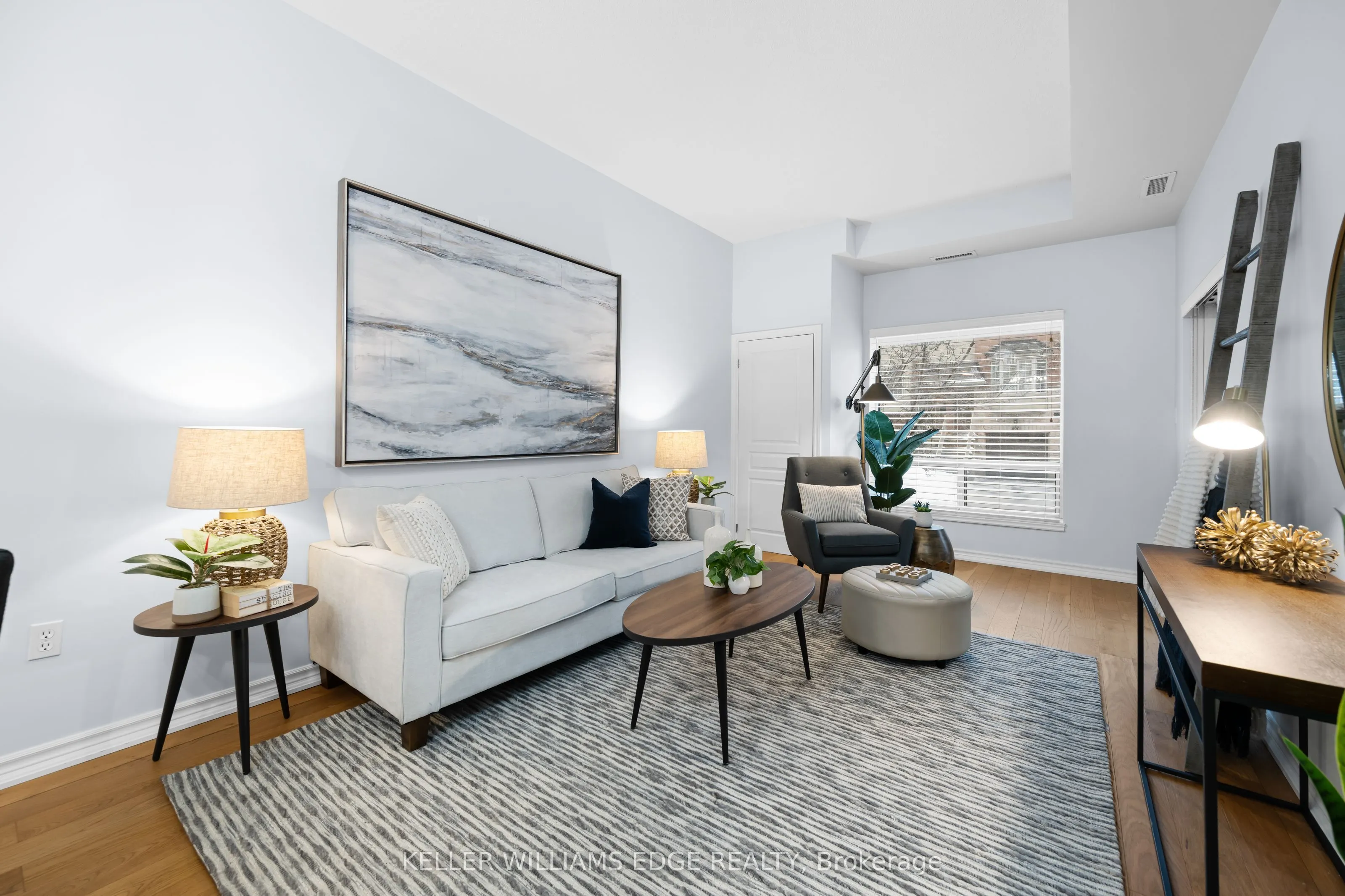 5070 Fairview Street, #107