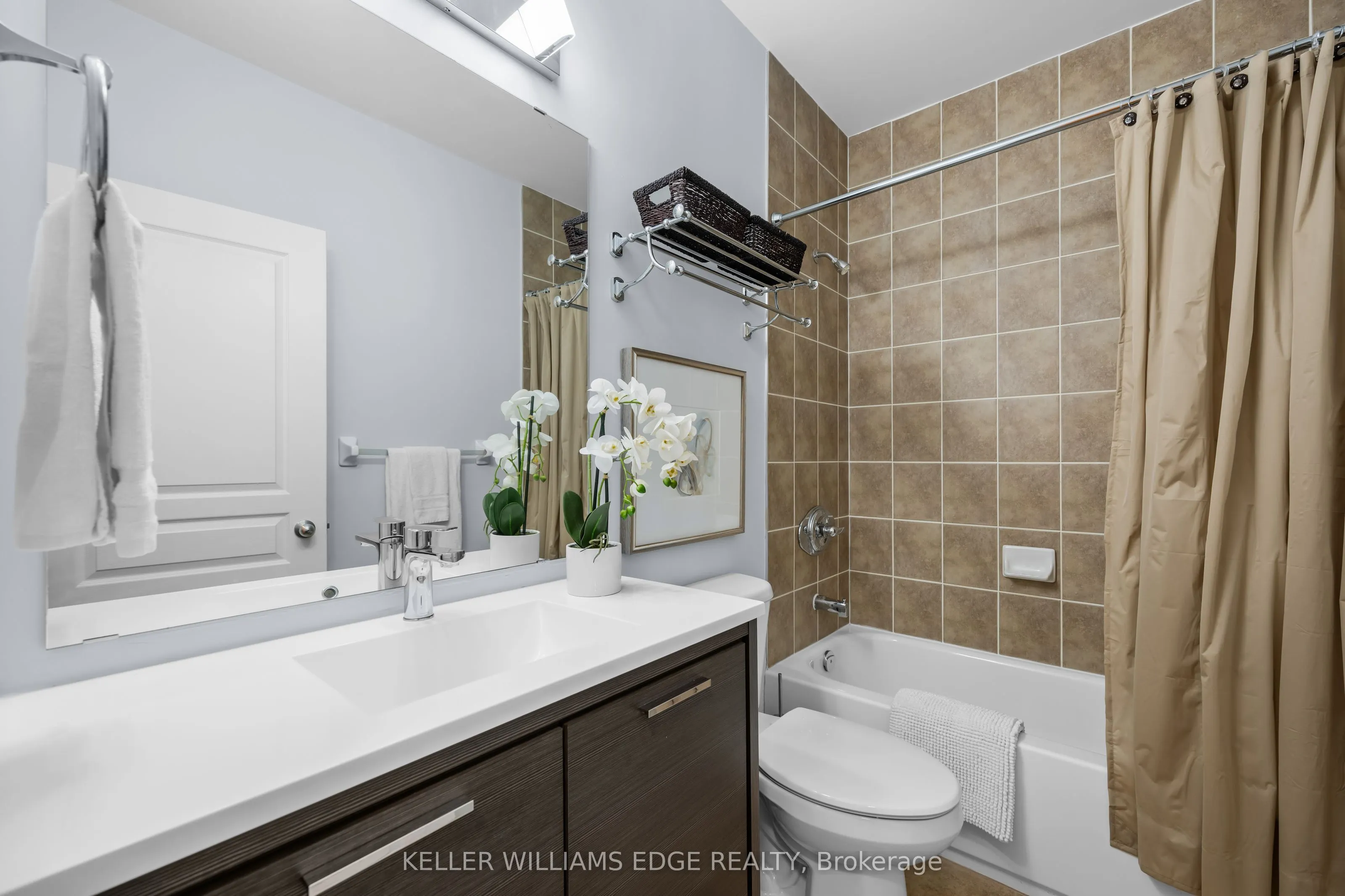 5070 Fairview Street, #107