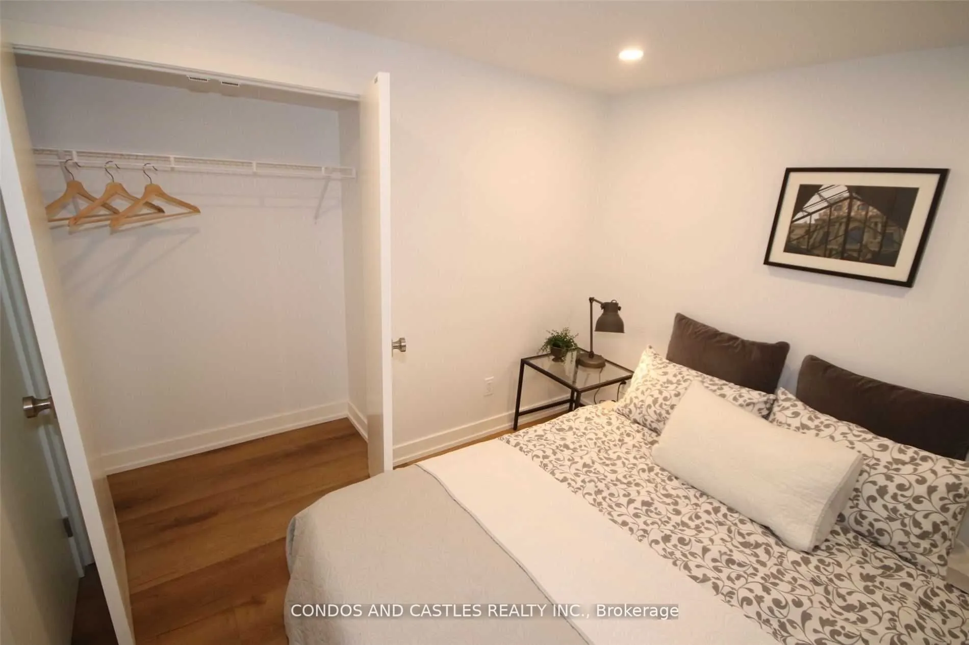 203 Fern Avenue, #Lower