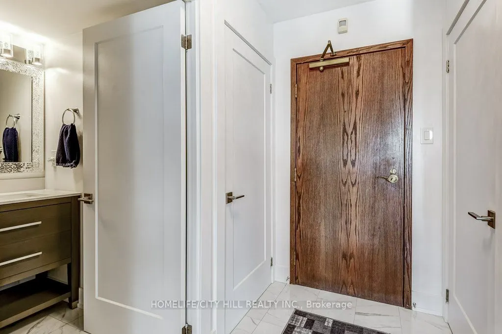 2285 Lake Shore Boulevard W, #506
