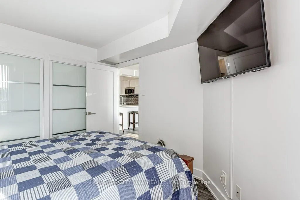2285 Lake Shore Boulevard W, #506