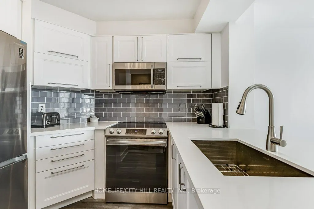 2285 Lake Shore Boulevard W, #506