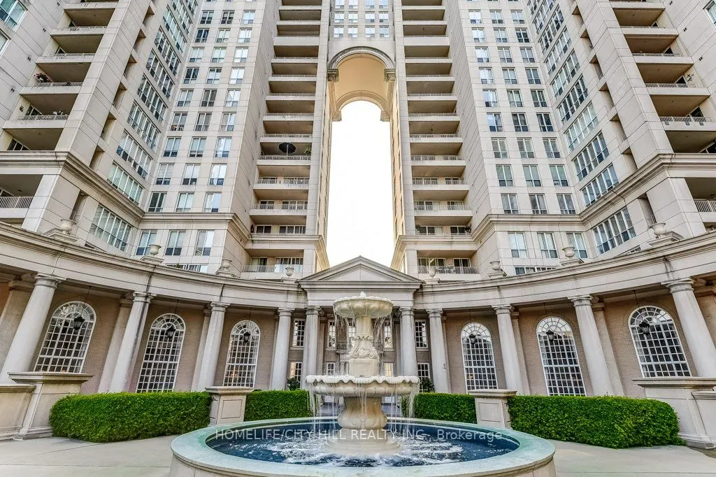 2285 Lake Shore Boulevard W, #506