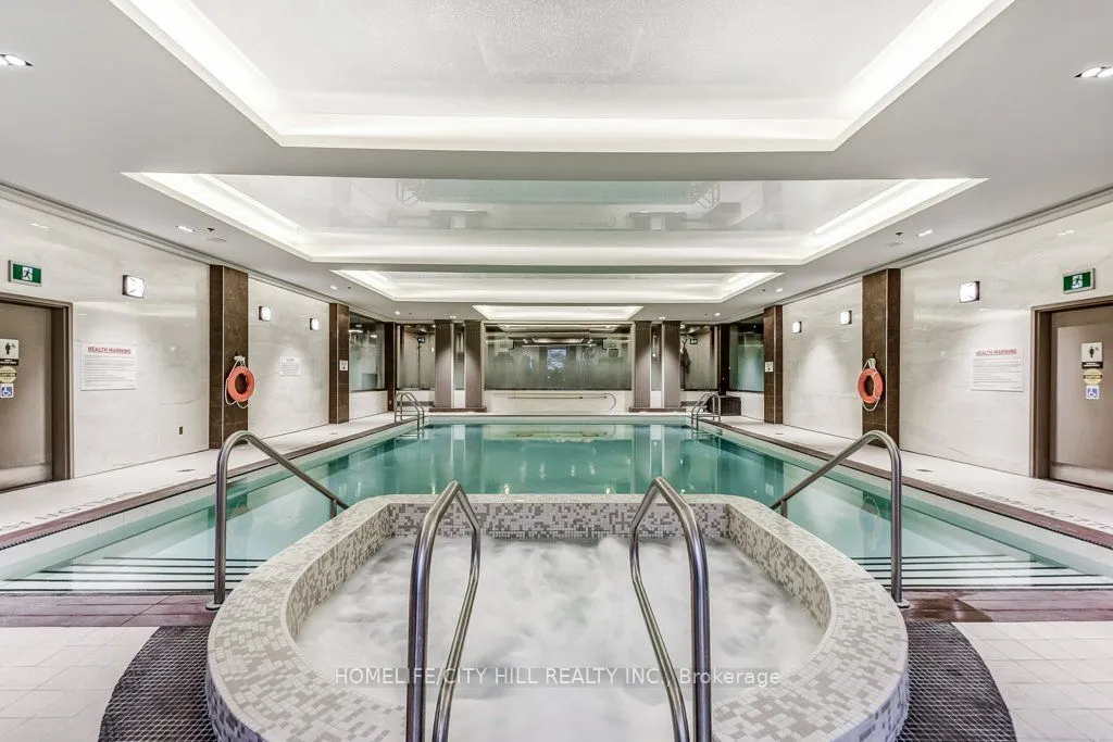 2285 Lake Shore Boulevard W, #506
