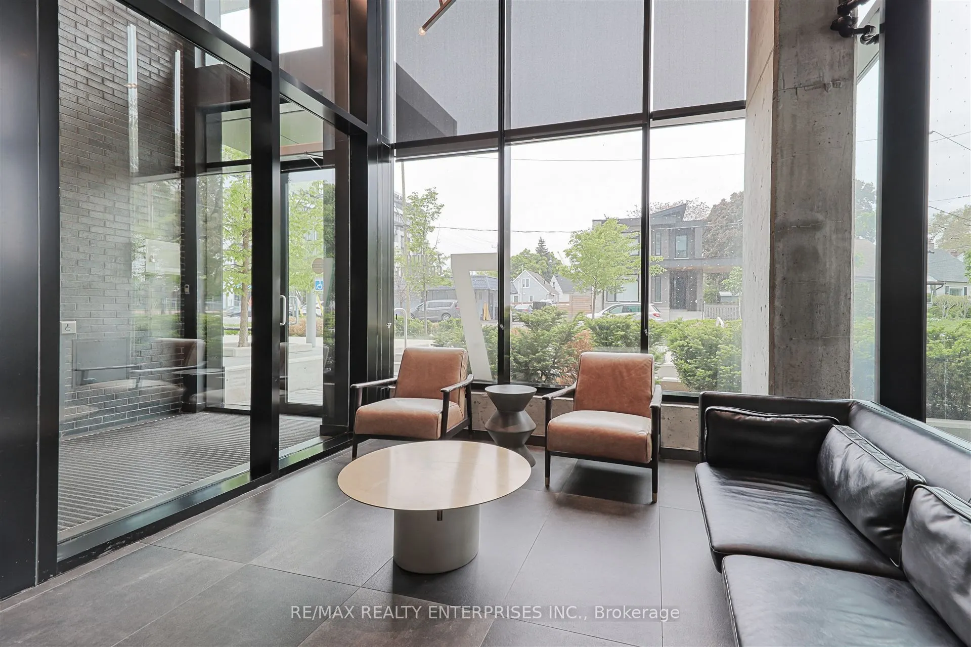 7 Smith Crescent, #410
