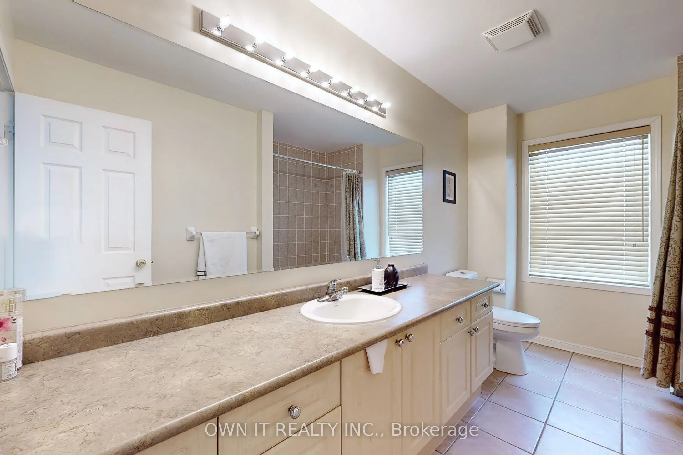 14 Alboreto Way