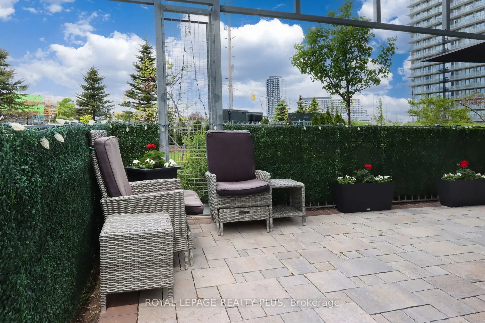 4699 Glen Erin Drive, #109