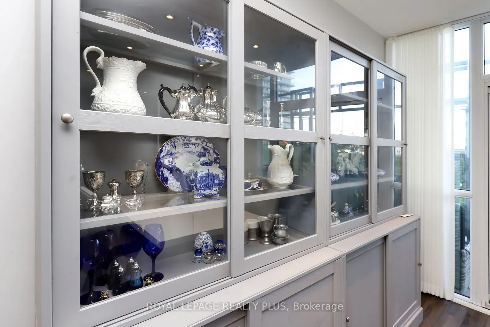 4699 Glen Erin Drive, #109