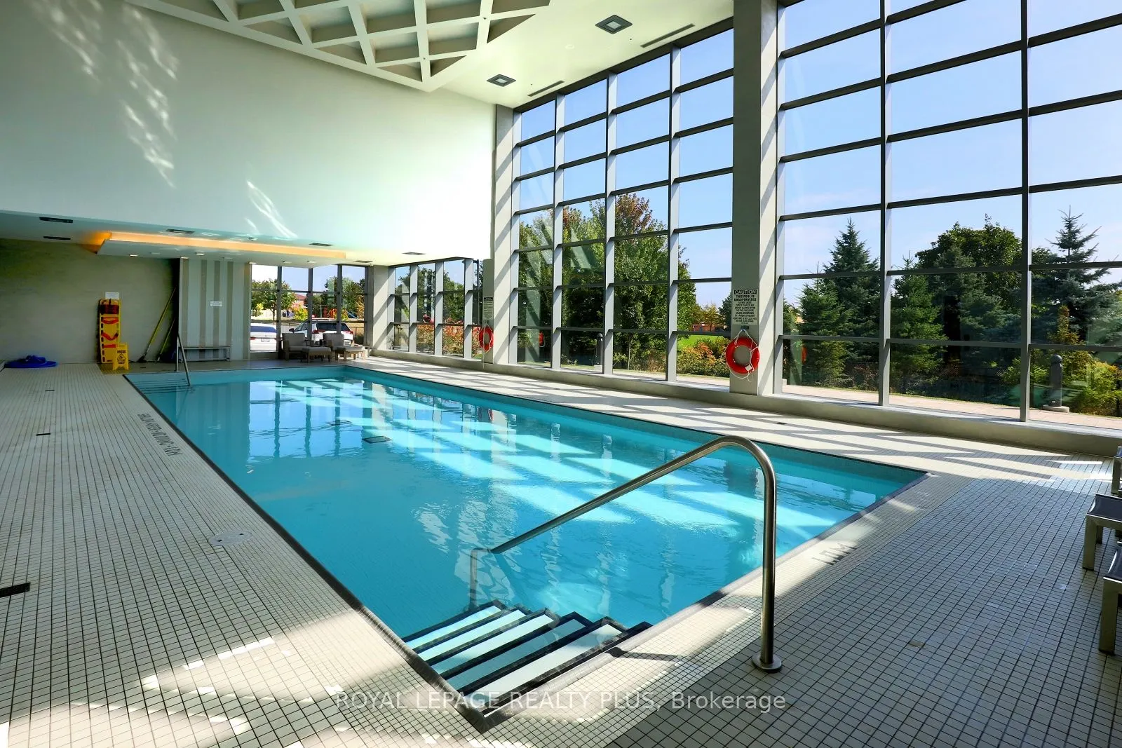 4699 Glen Erin Drive, #109