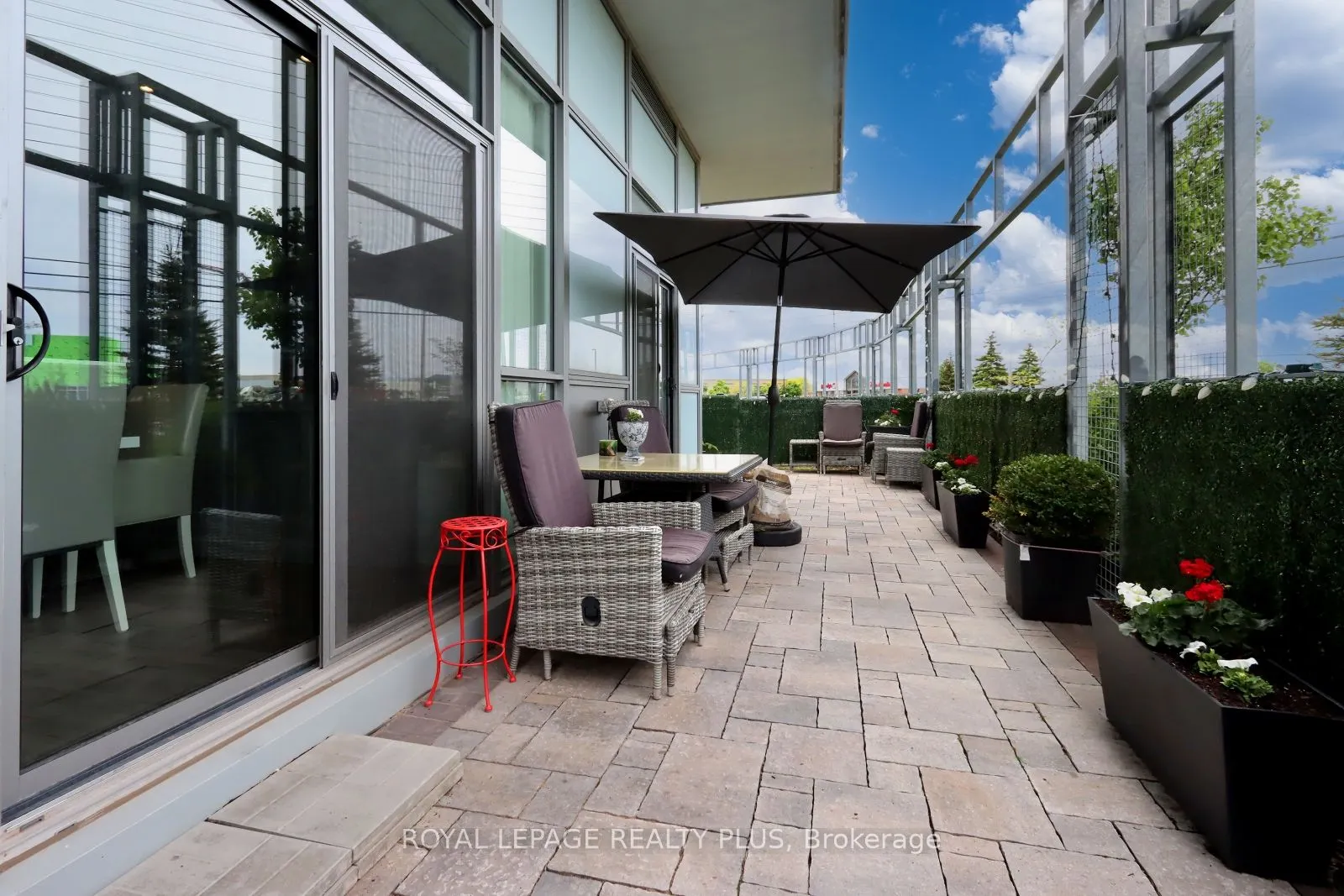 4699 Glen Erin Drive, #109