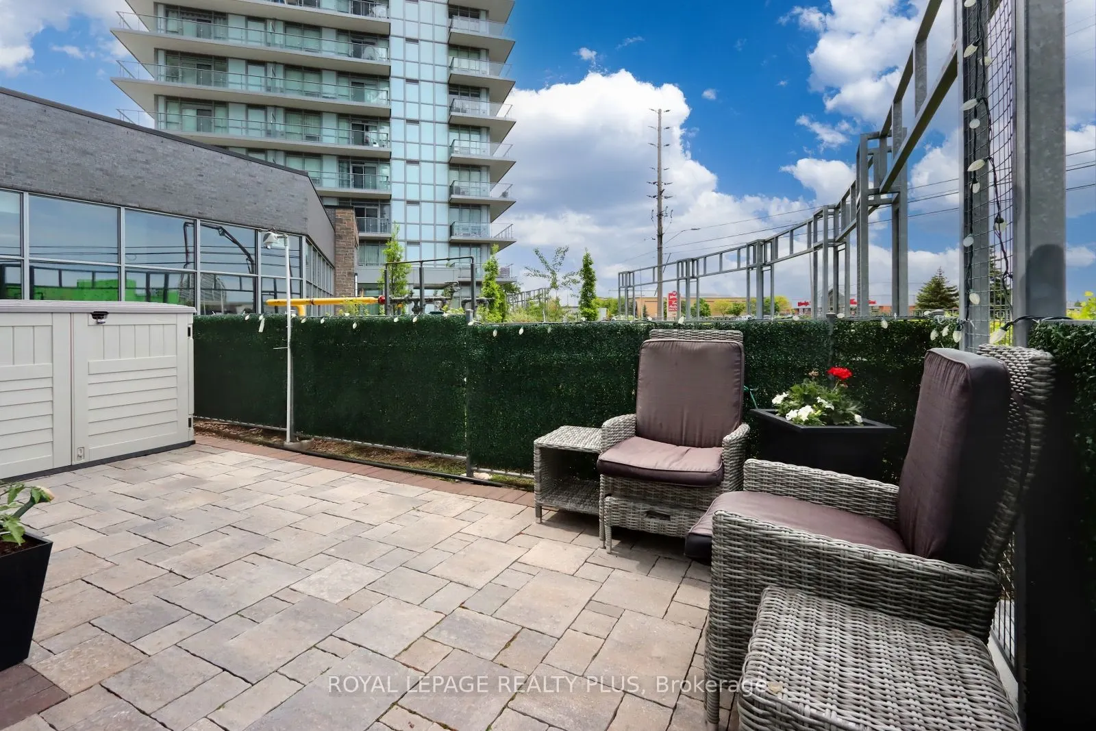 4699 Glen Erin Drive, #109