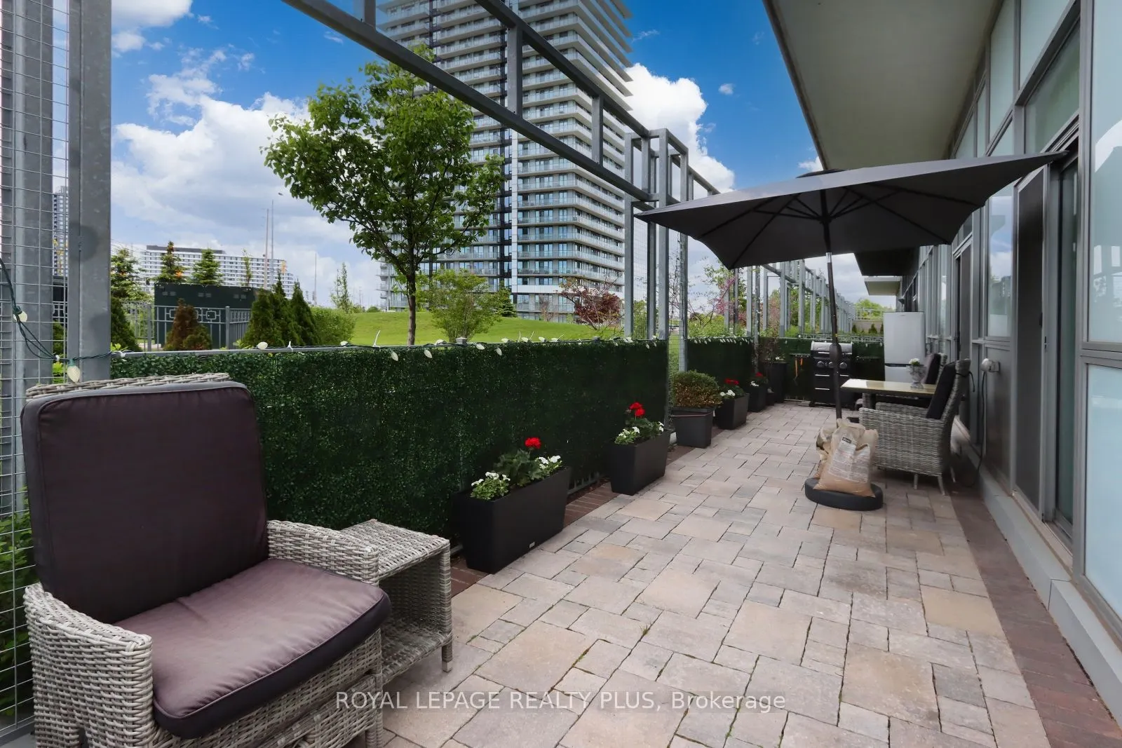 4699 Glen Erin Drive, #109