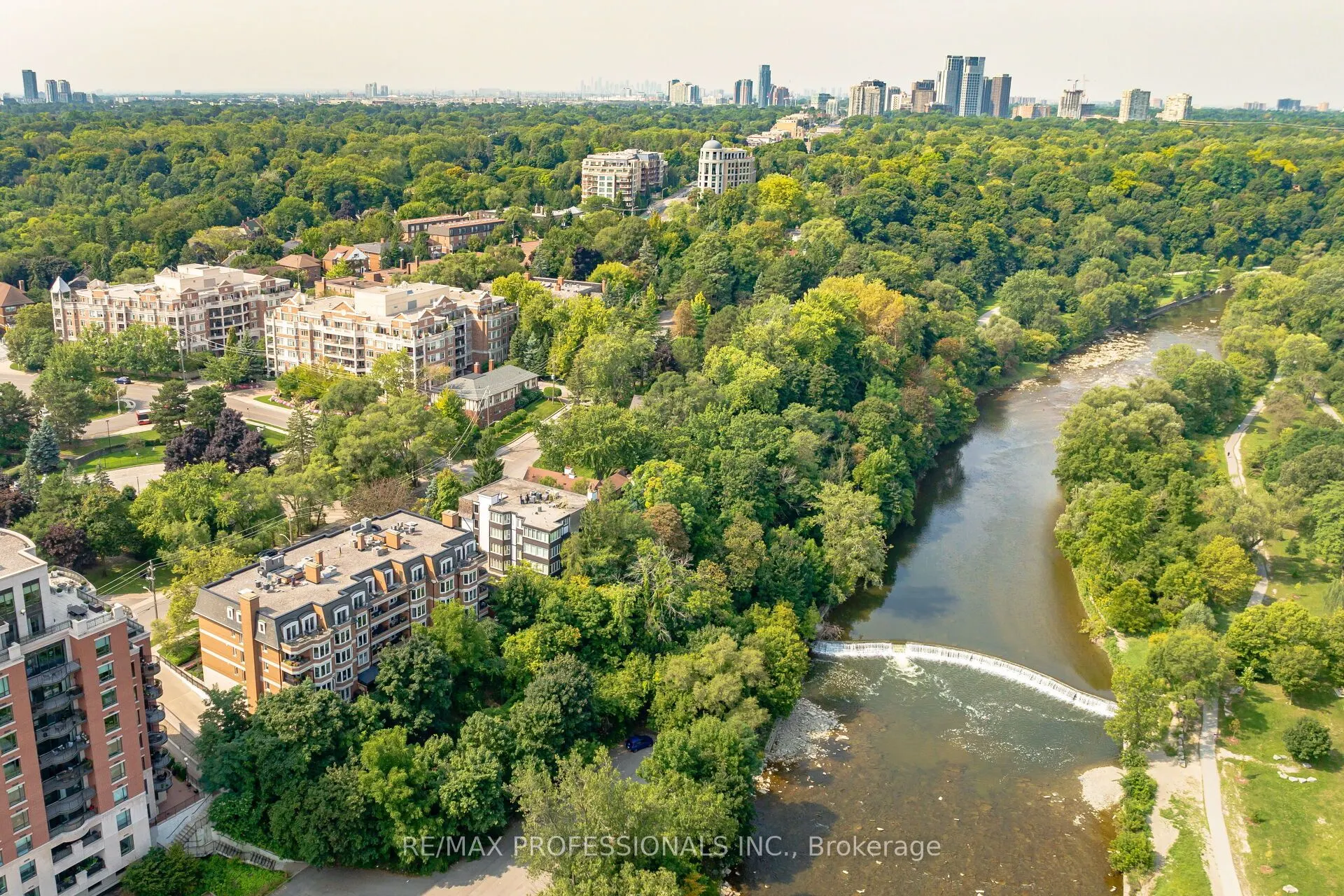 40 Old Mill Road, #102
