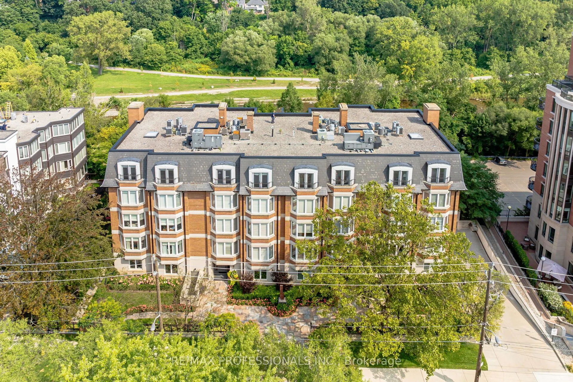 40 Old Mill Road, #102