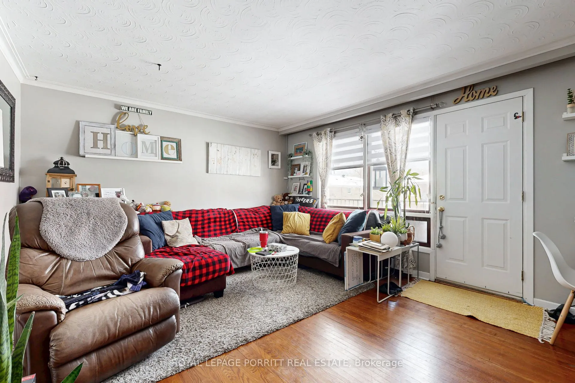 15 Muskoka Avenue