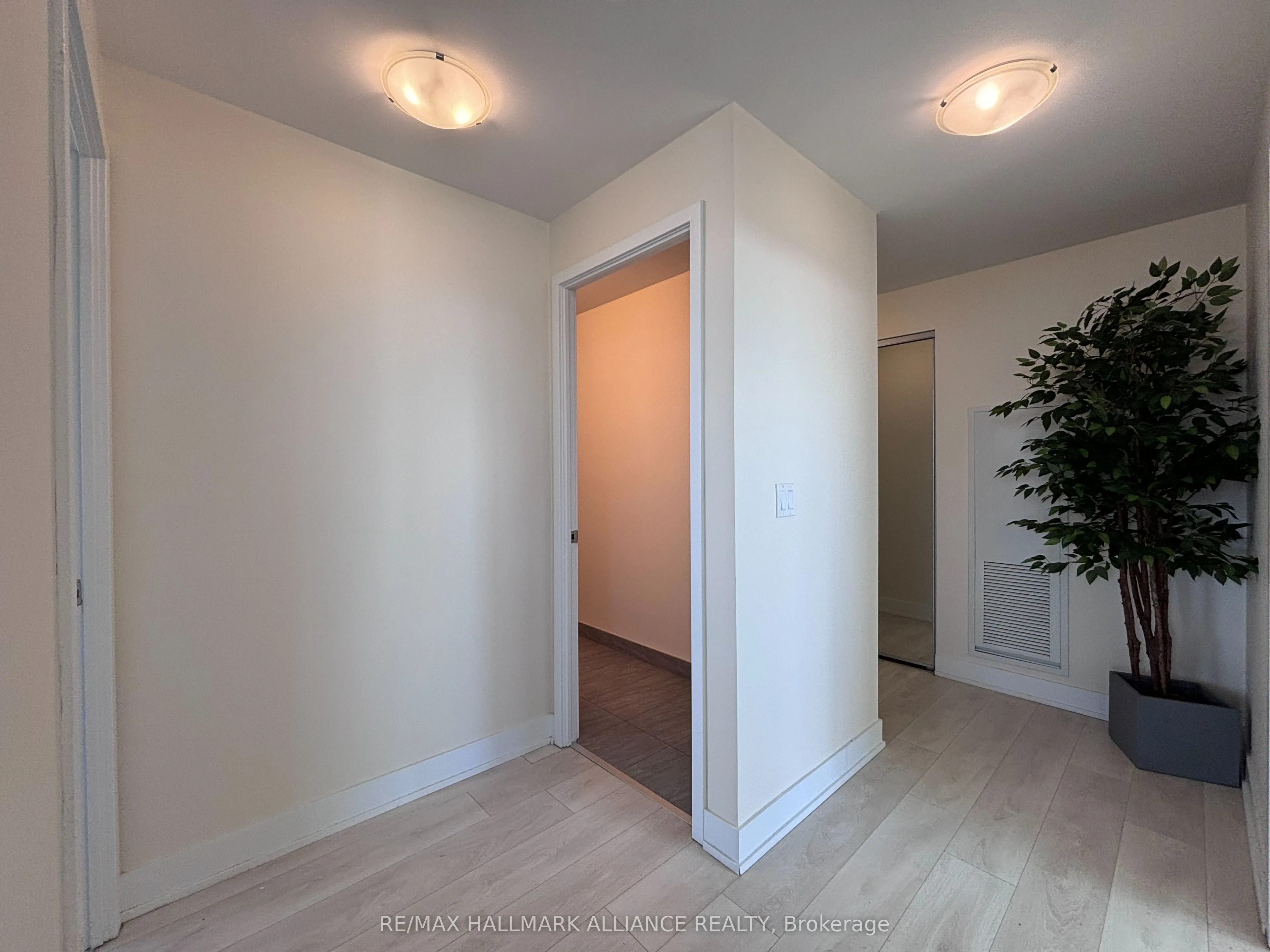 297 Oak Walk Drive, #1804