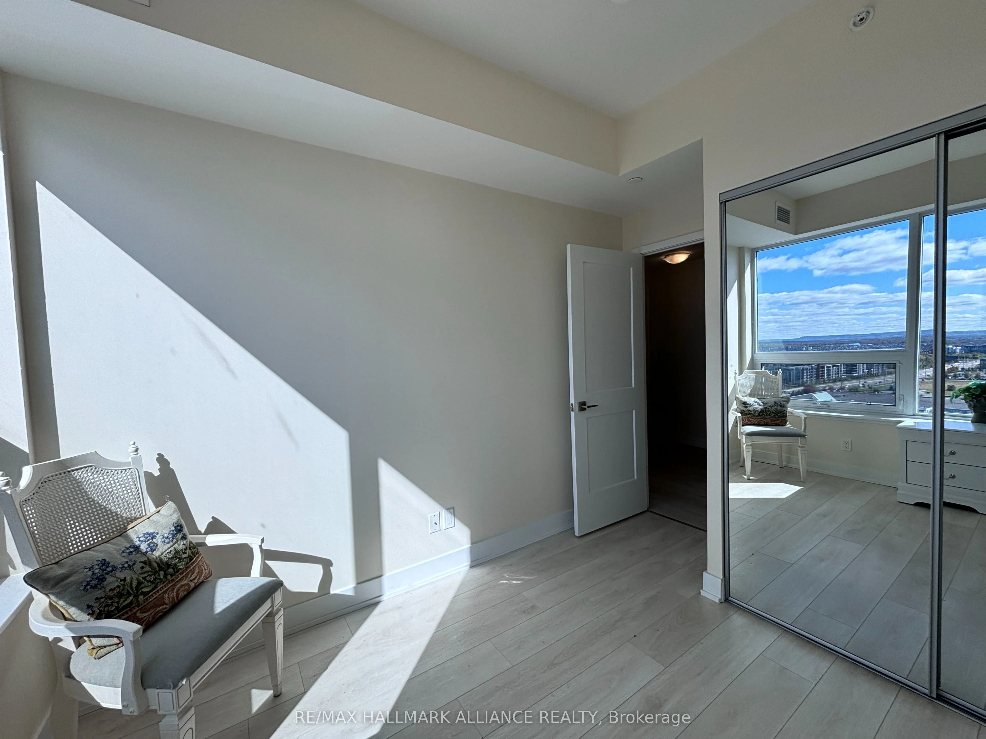 297 Oak Walk Drive, #1804