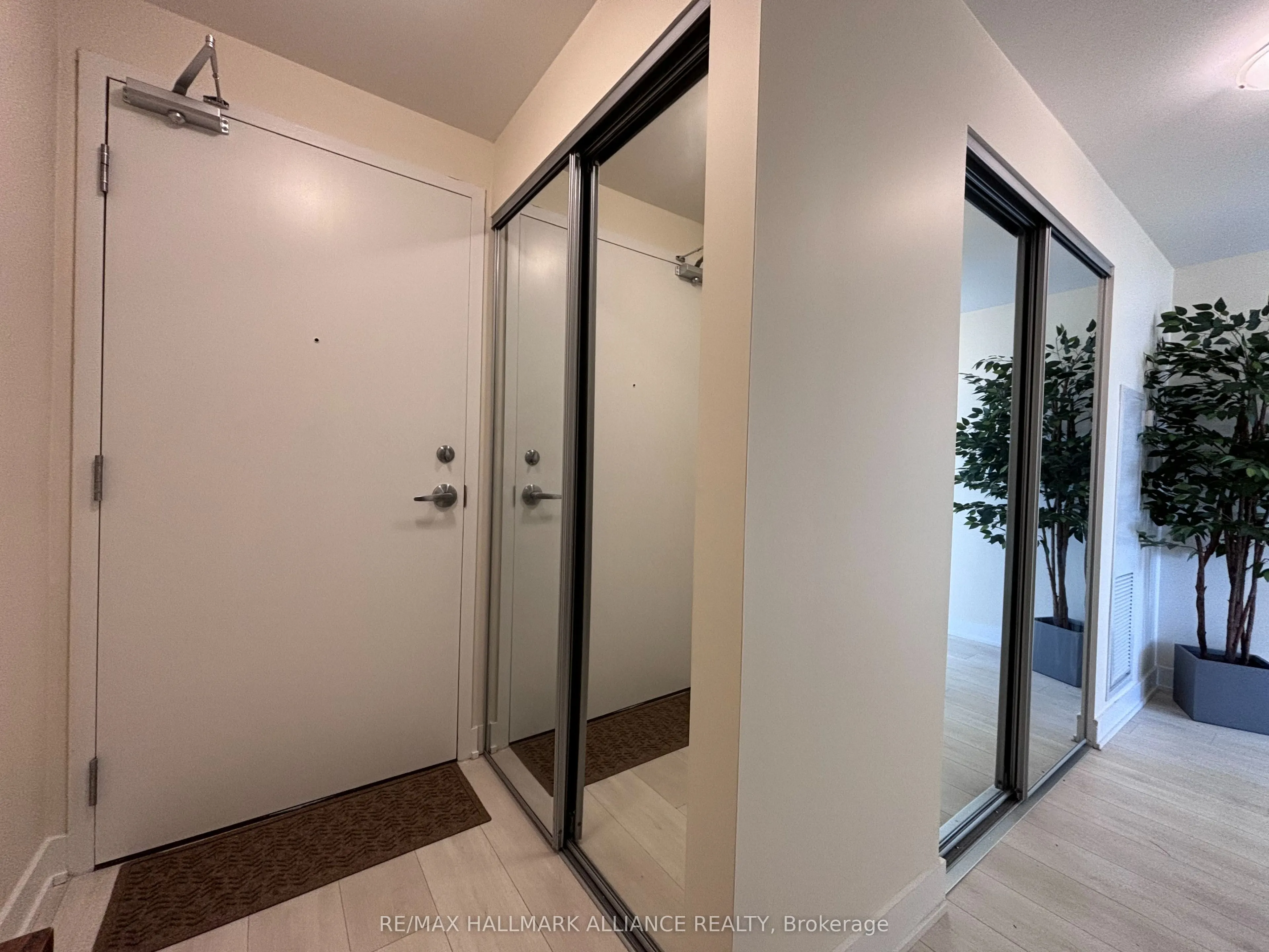 297 Oak Walk Drive, #1804