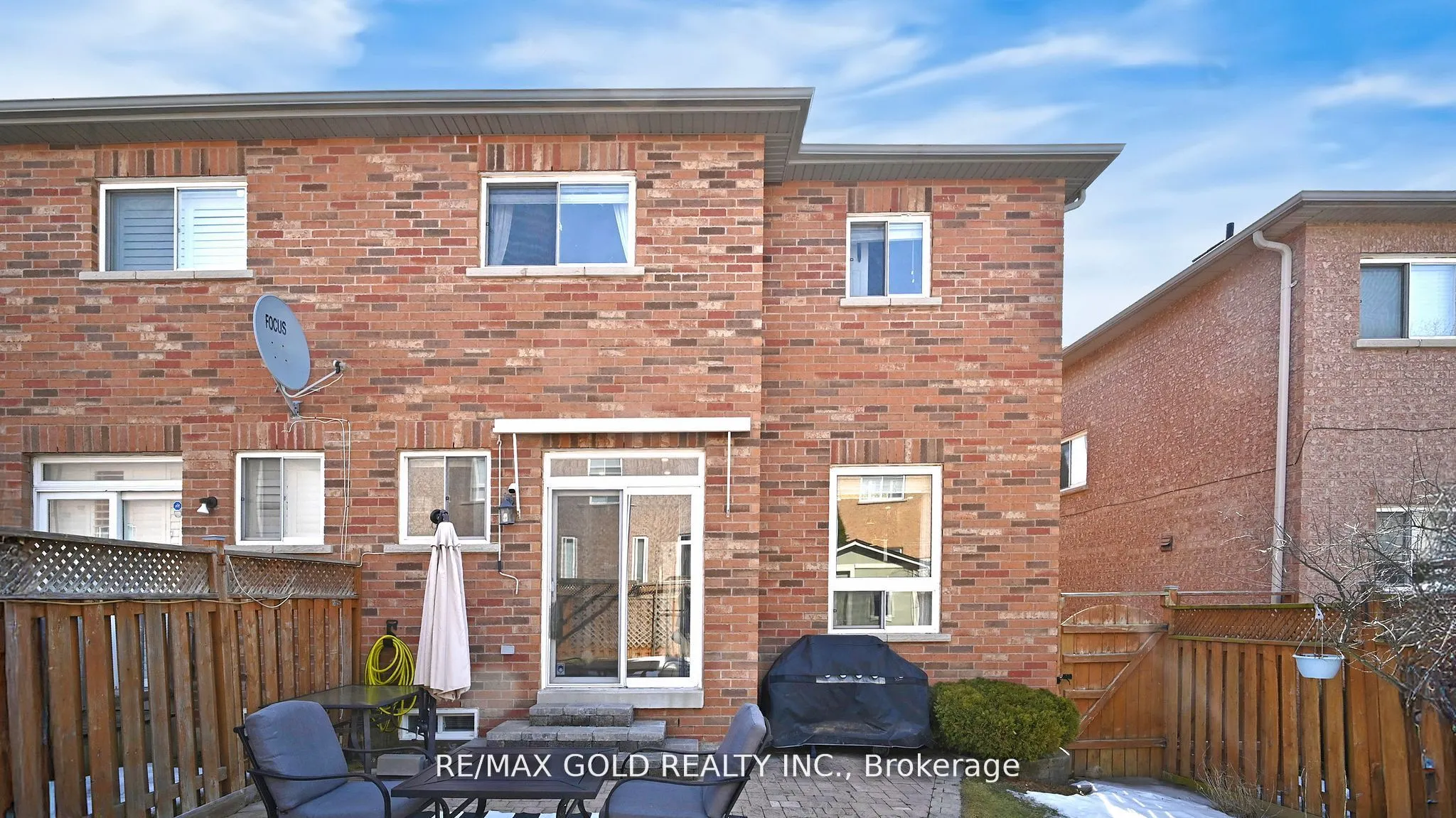 32 Ashdale Road