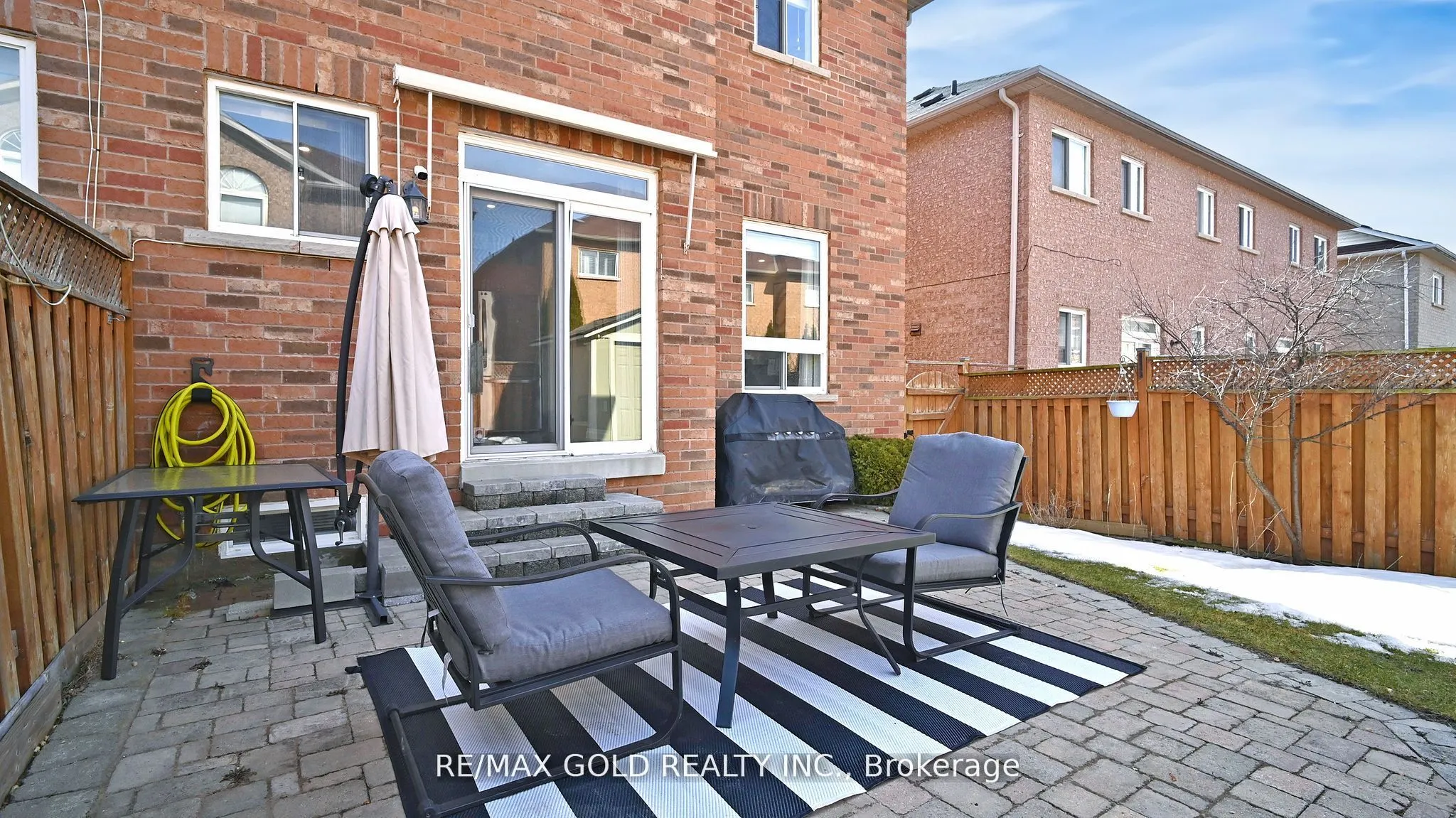 32 Ashdale Road