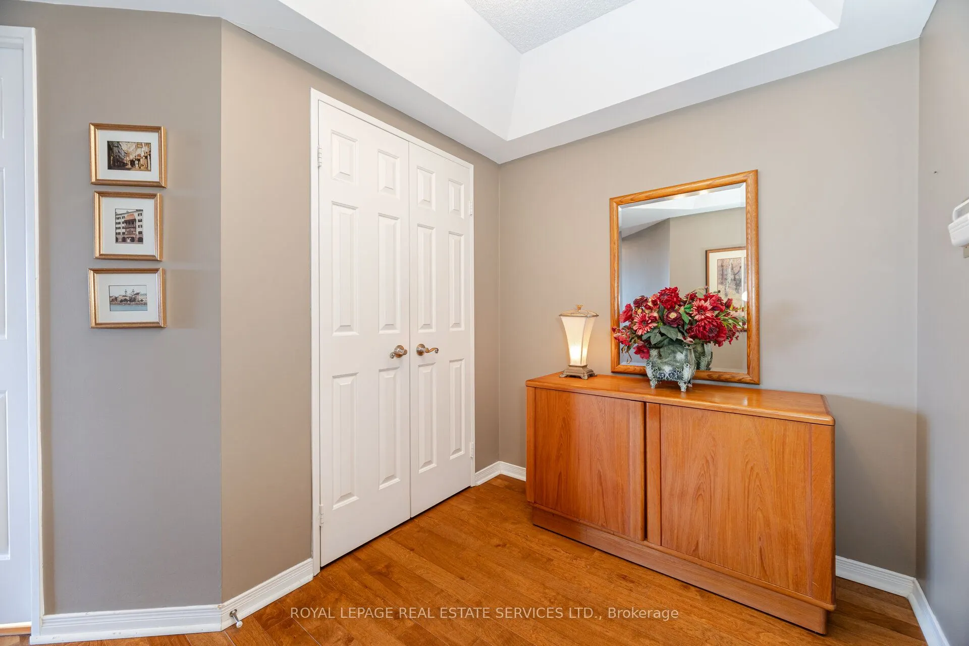 1700 The Collegeway, #710