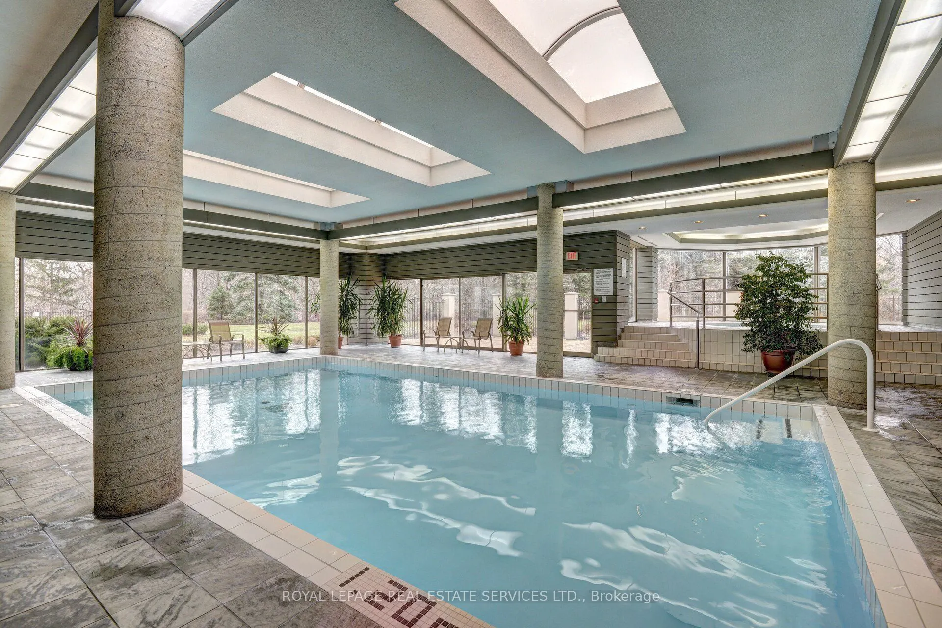 1700 The Collegeway, #710