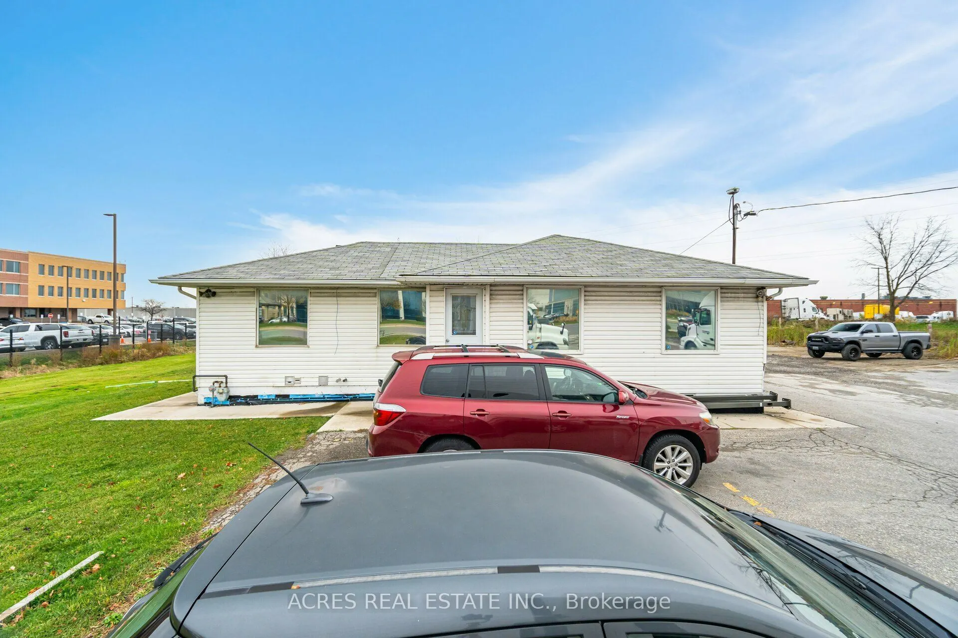 140-160 Derry Road E