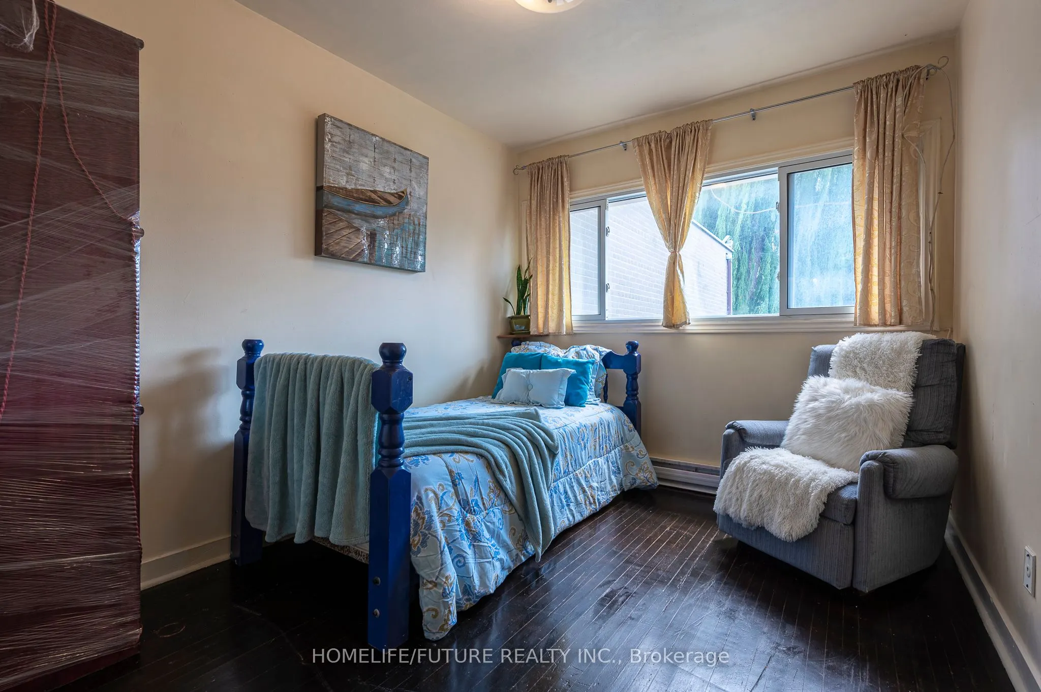 21 London Green Court, #31
