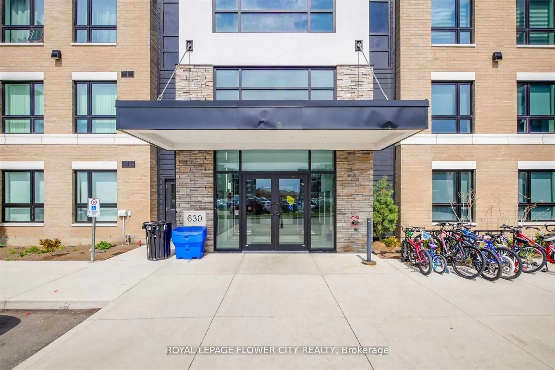 630 Sauve Street, #404