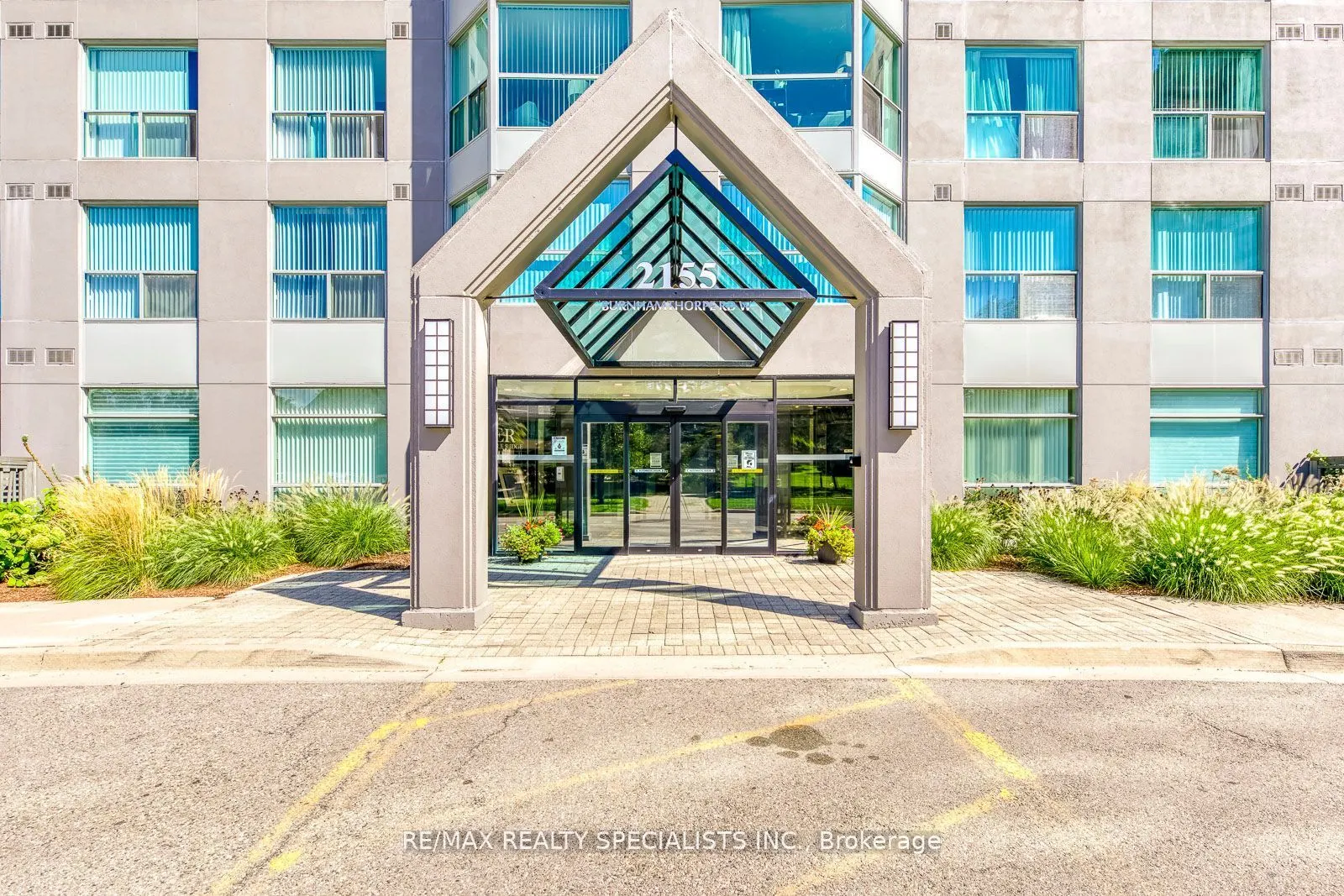 2155 Burnhamthorpe Road, #209