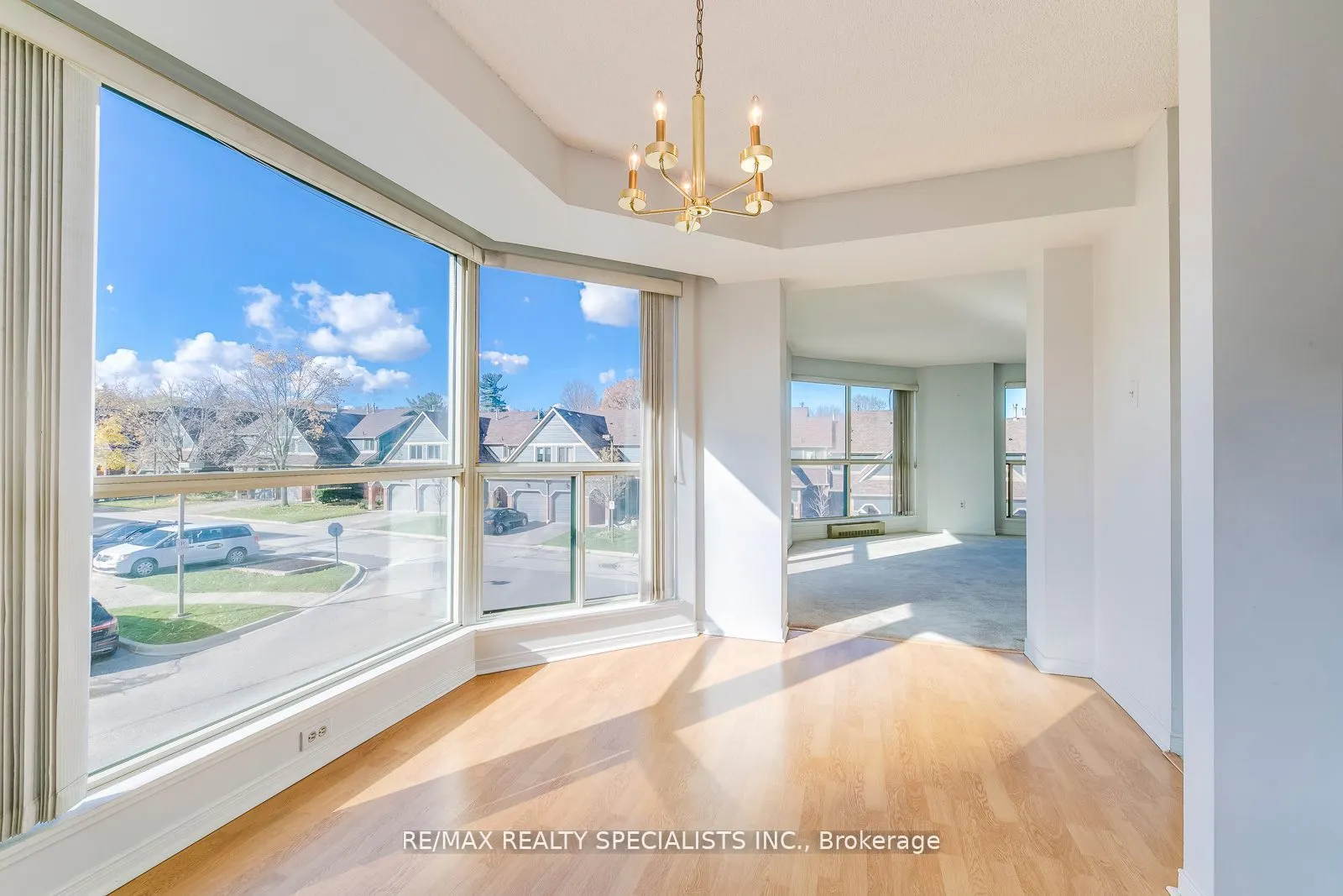 2155 Burnhamthorpe Road, #209