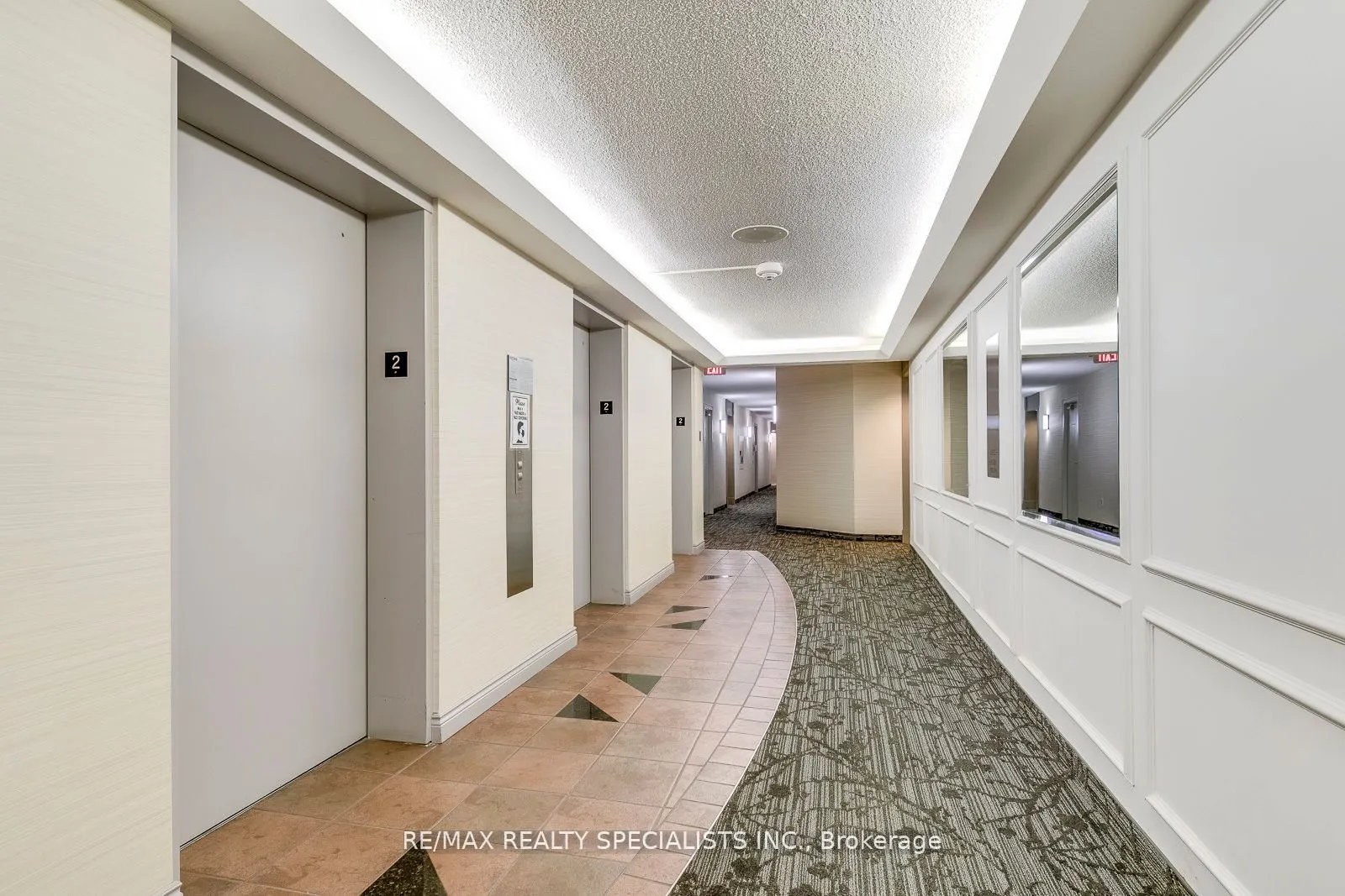 2155 Burnhamthorpe Road, #209