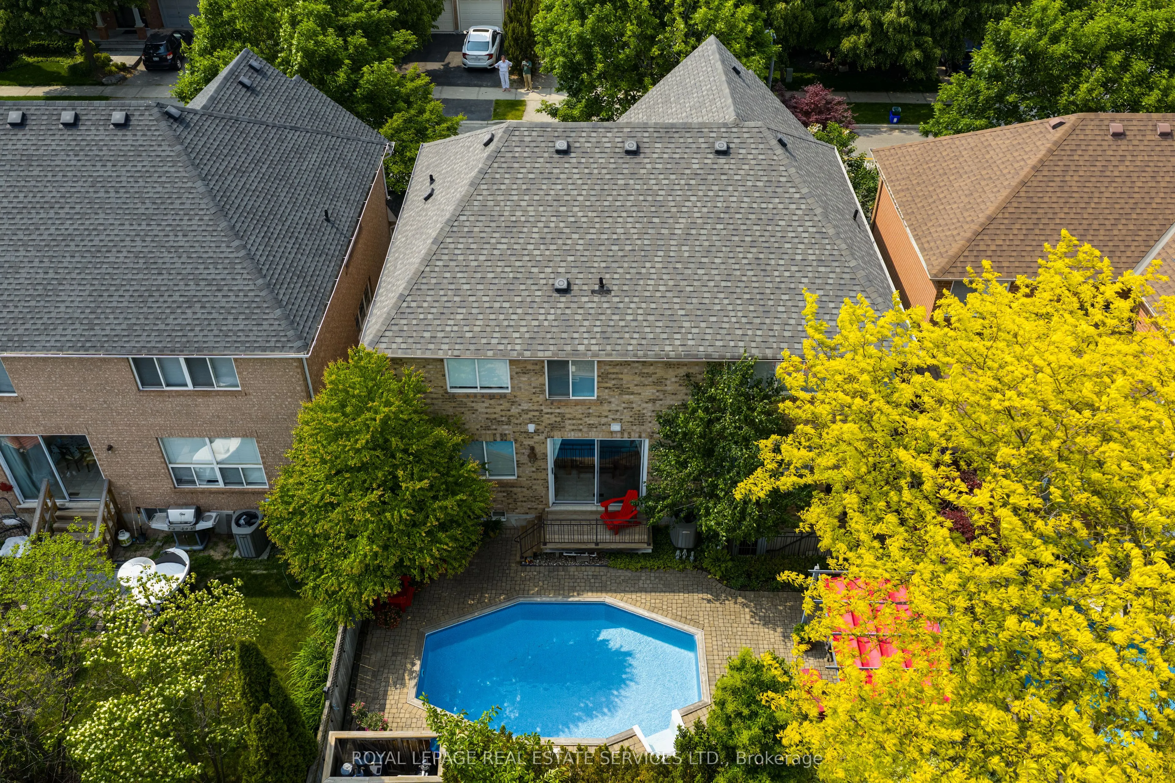1392 Pinecliff Road