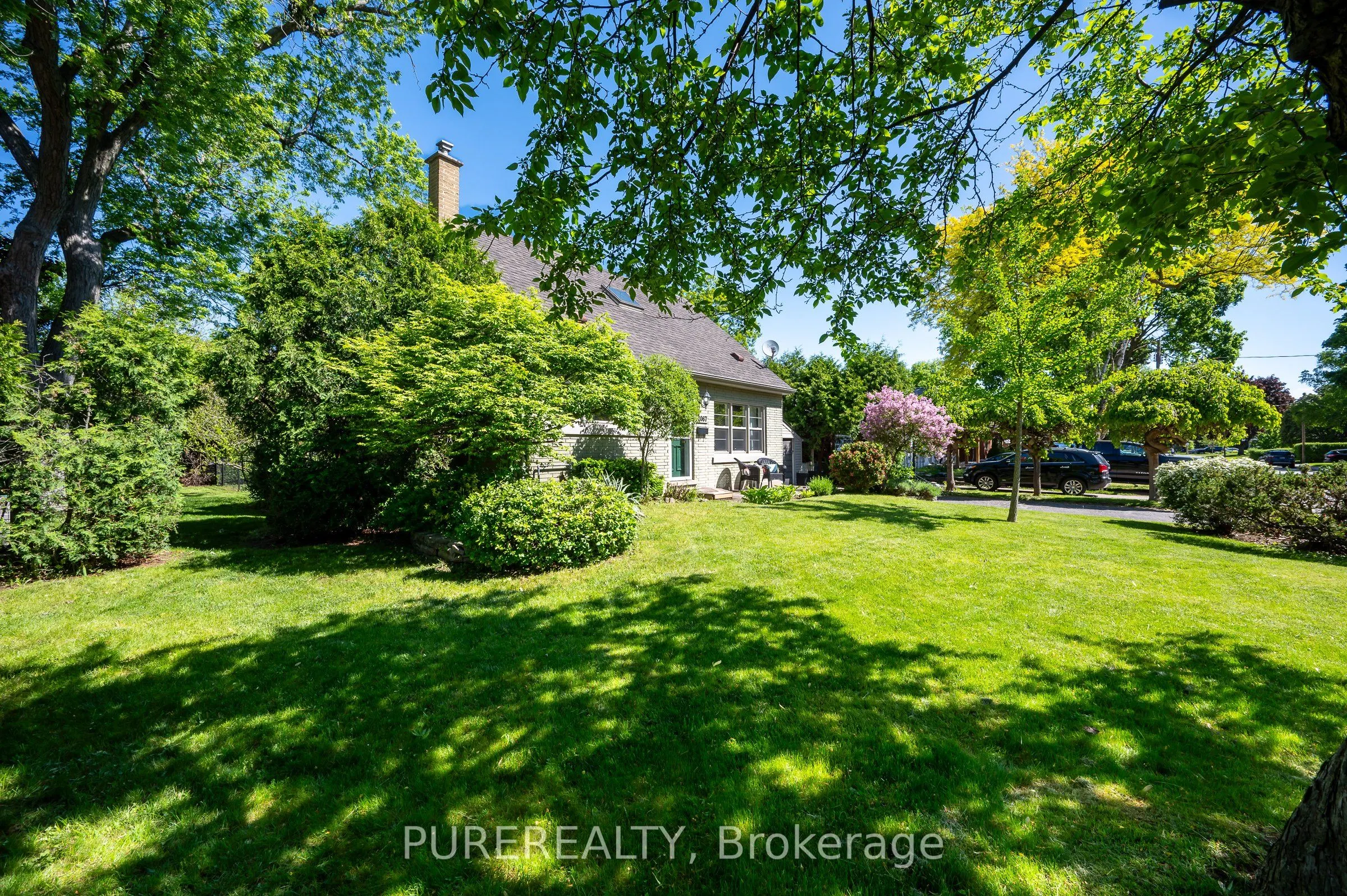 2067 Maplewood Drive