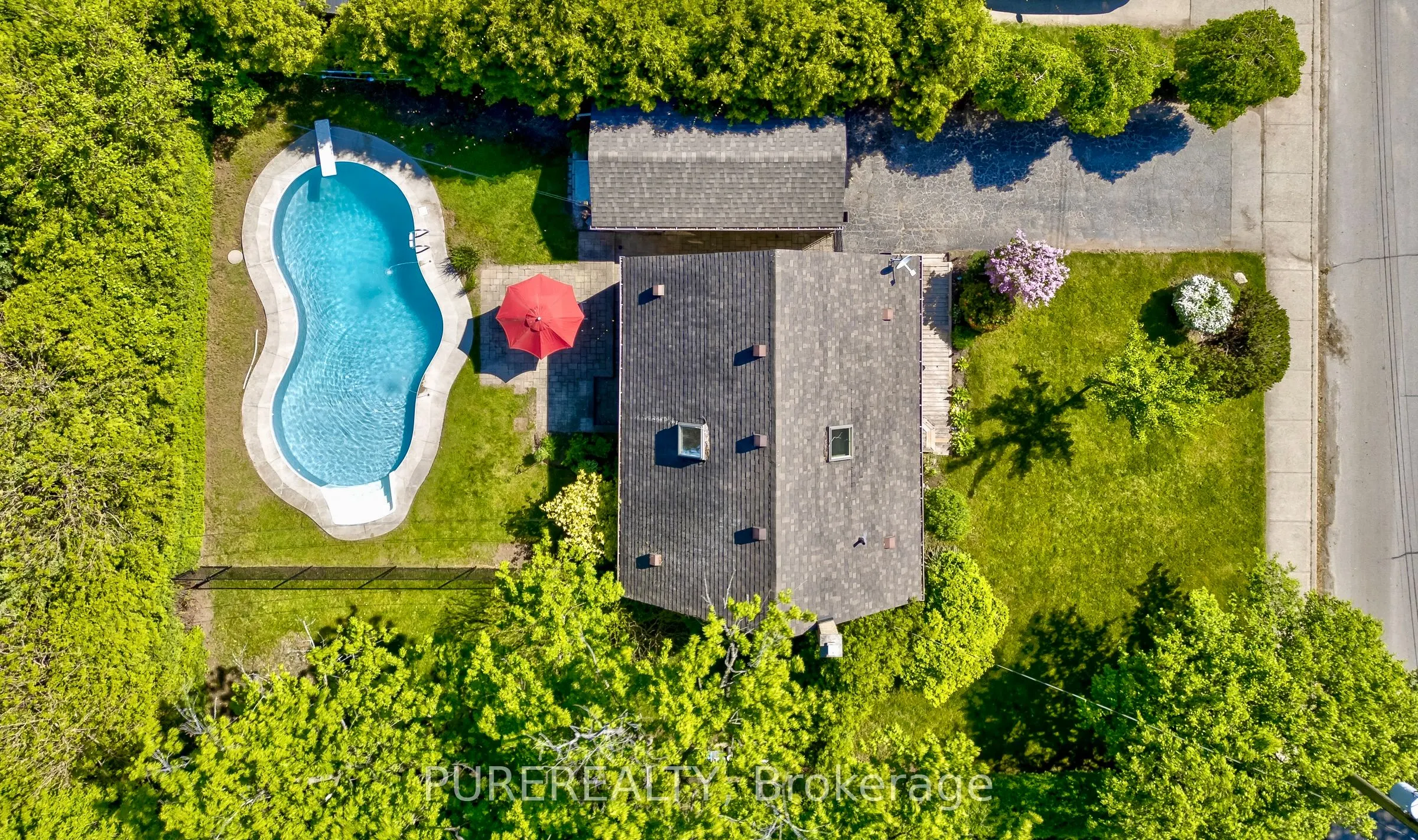 2067 Maplewood Drive