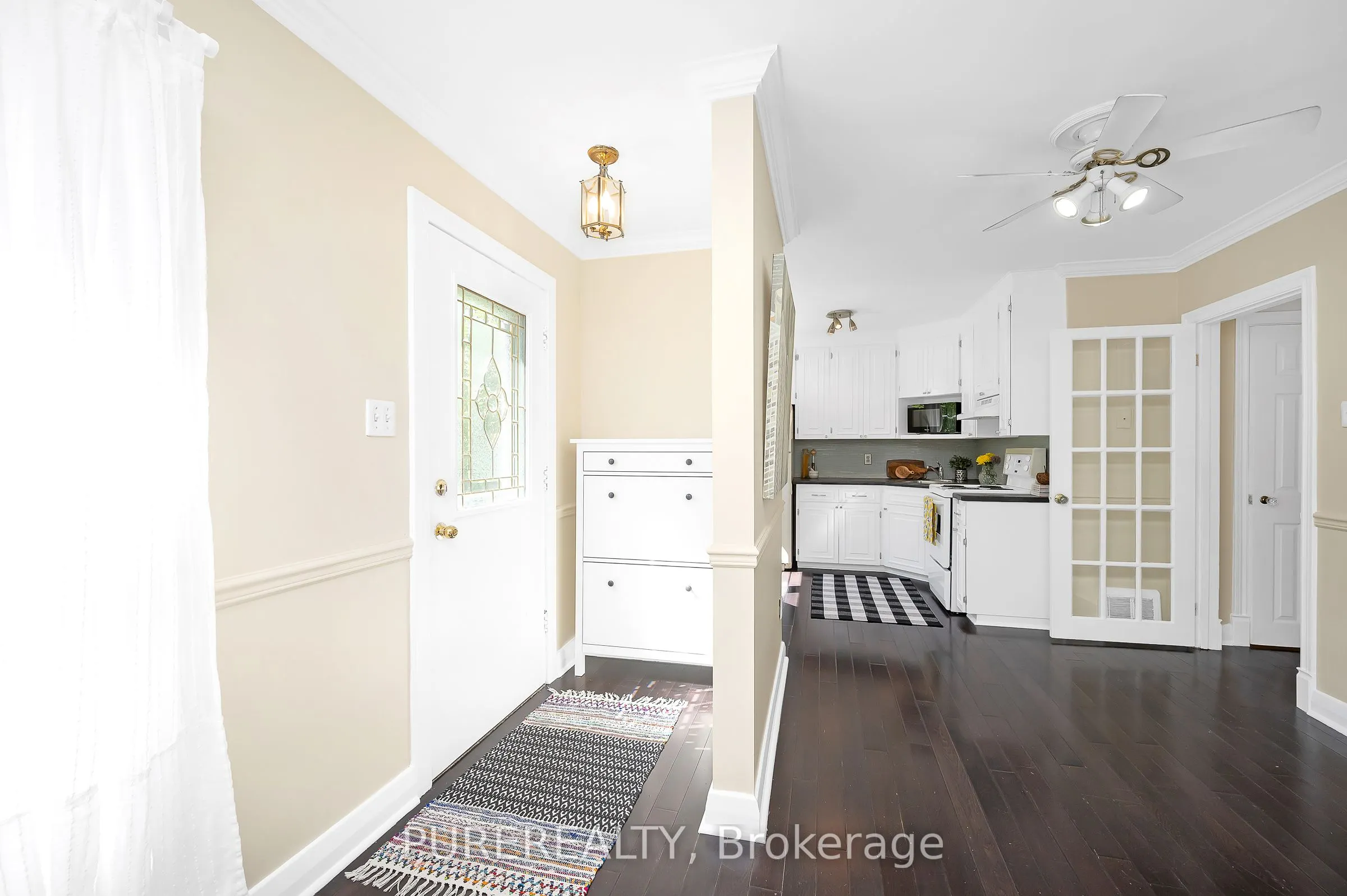 2067 Maplewood Drive