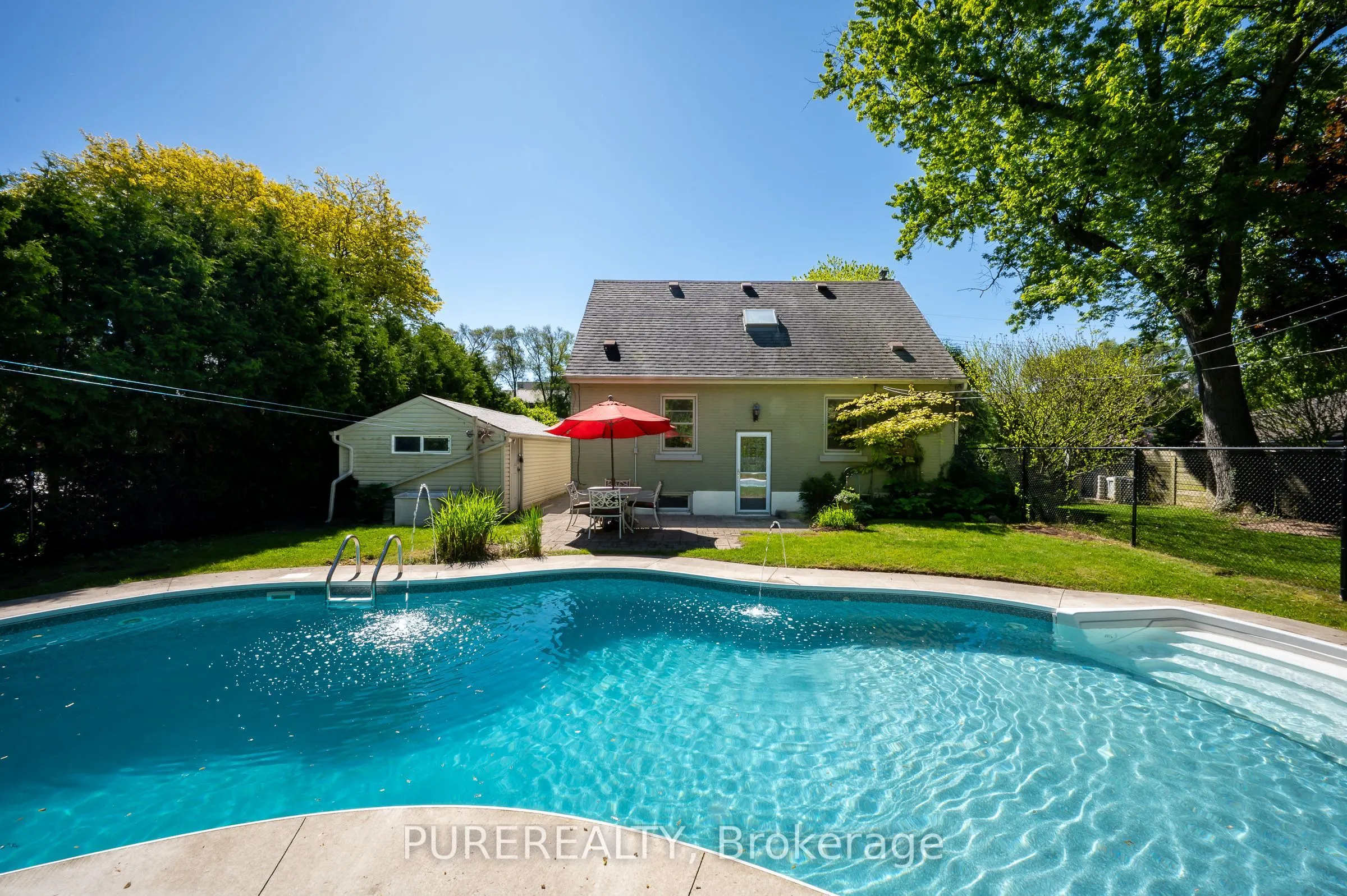 2067 Maplewood Drive