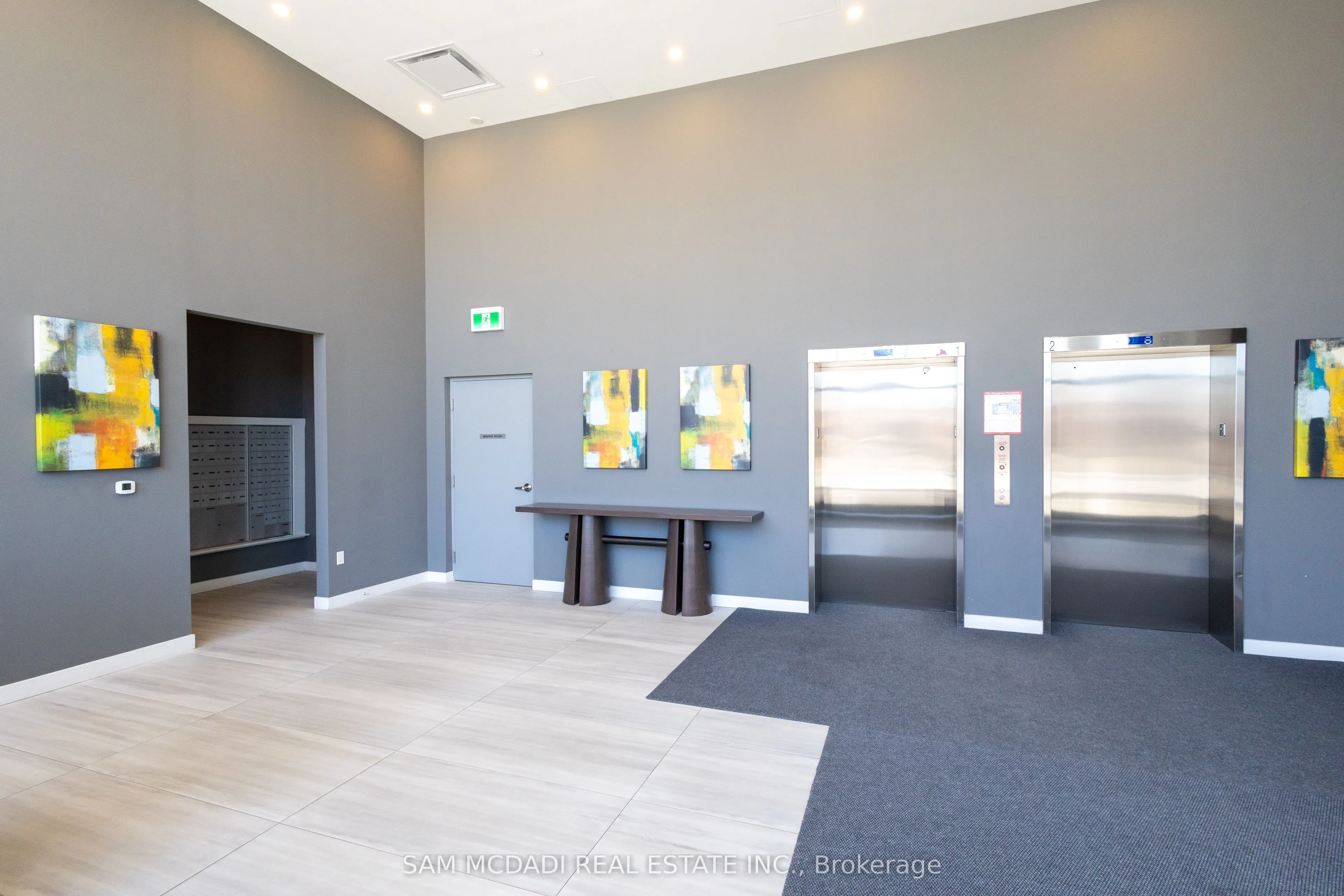 859 The Queensway, #521