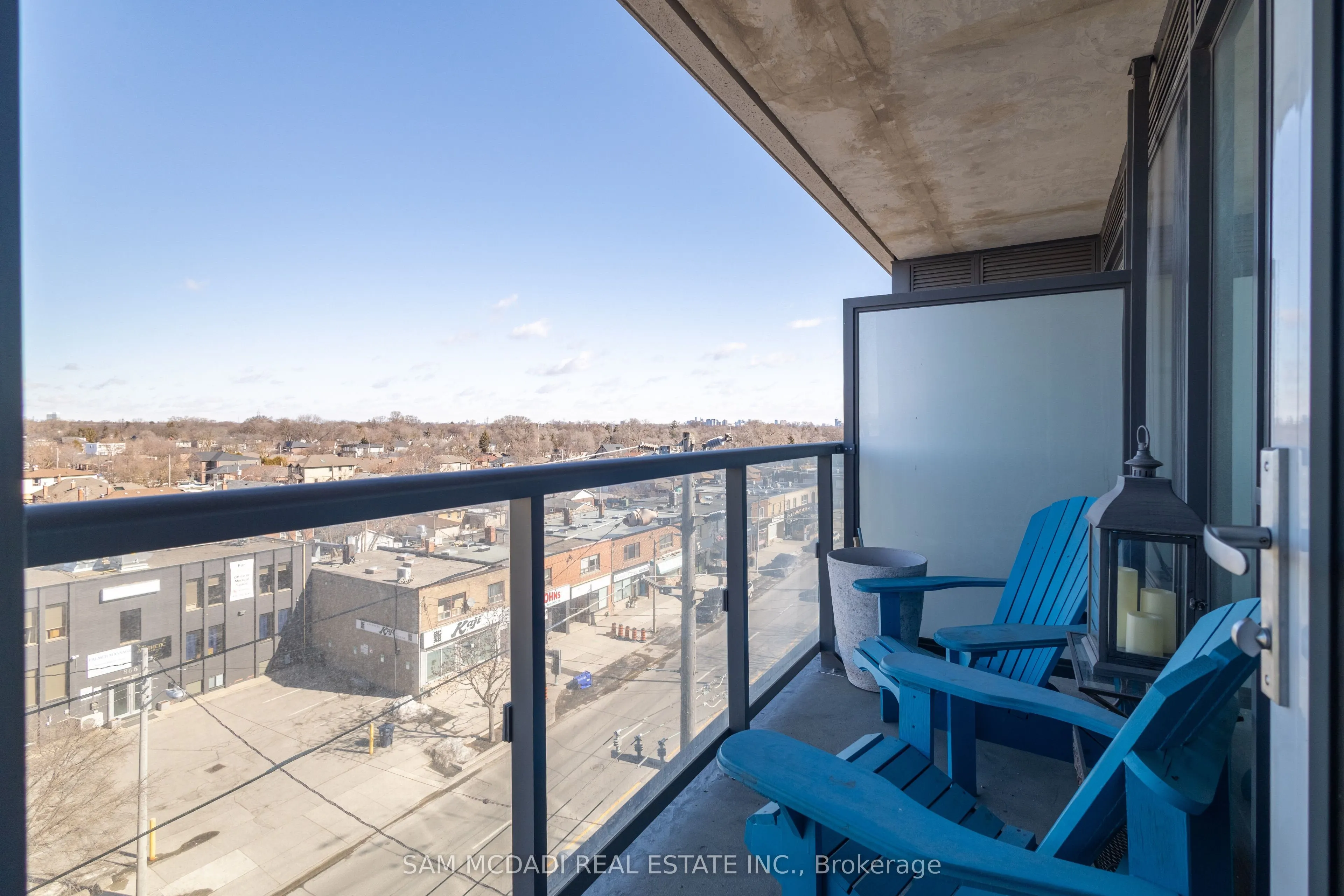 859 The Queensway, #521