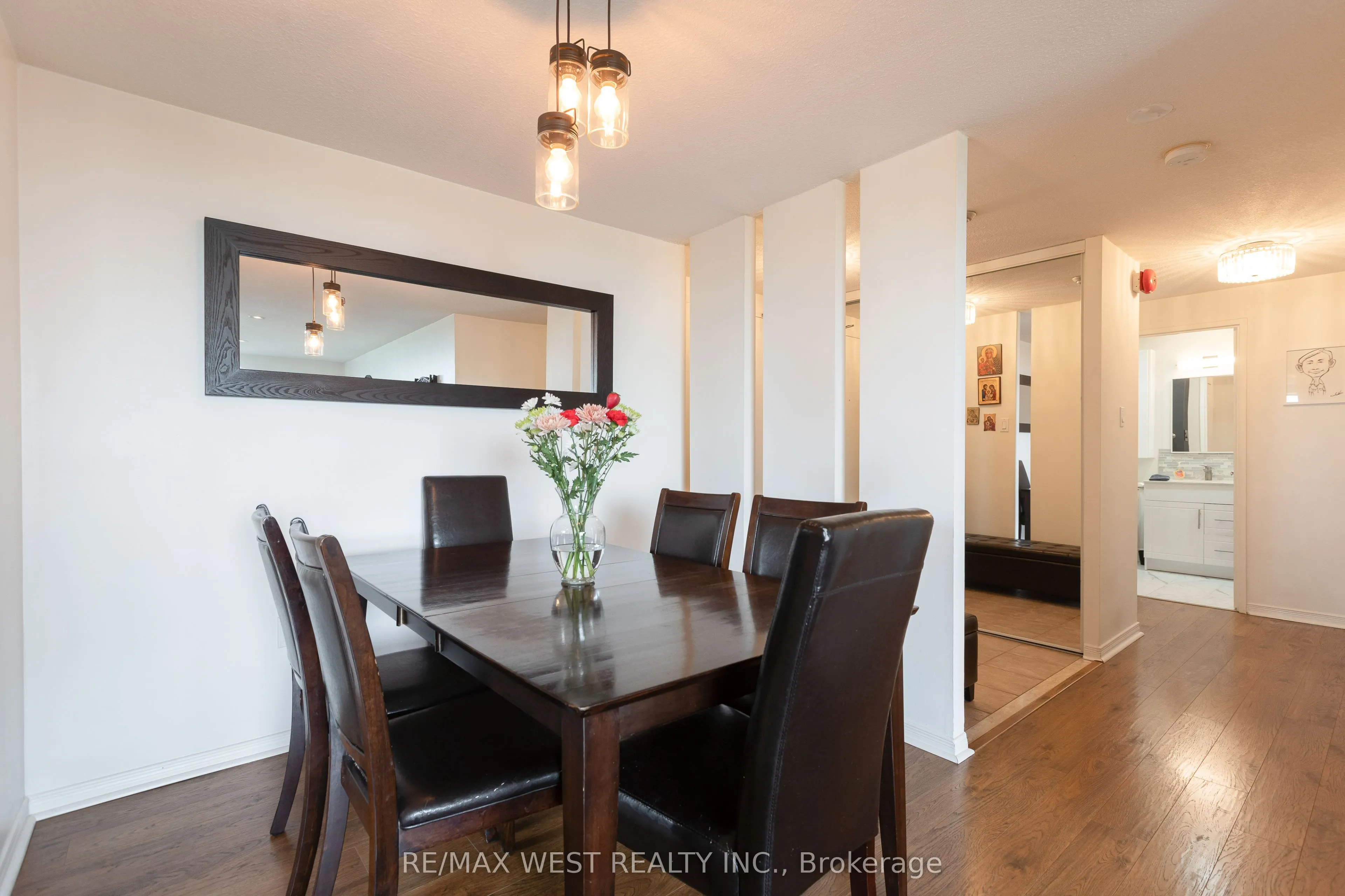 6720 Glen Erin Drive, #706