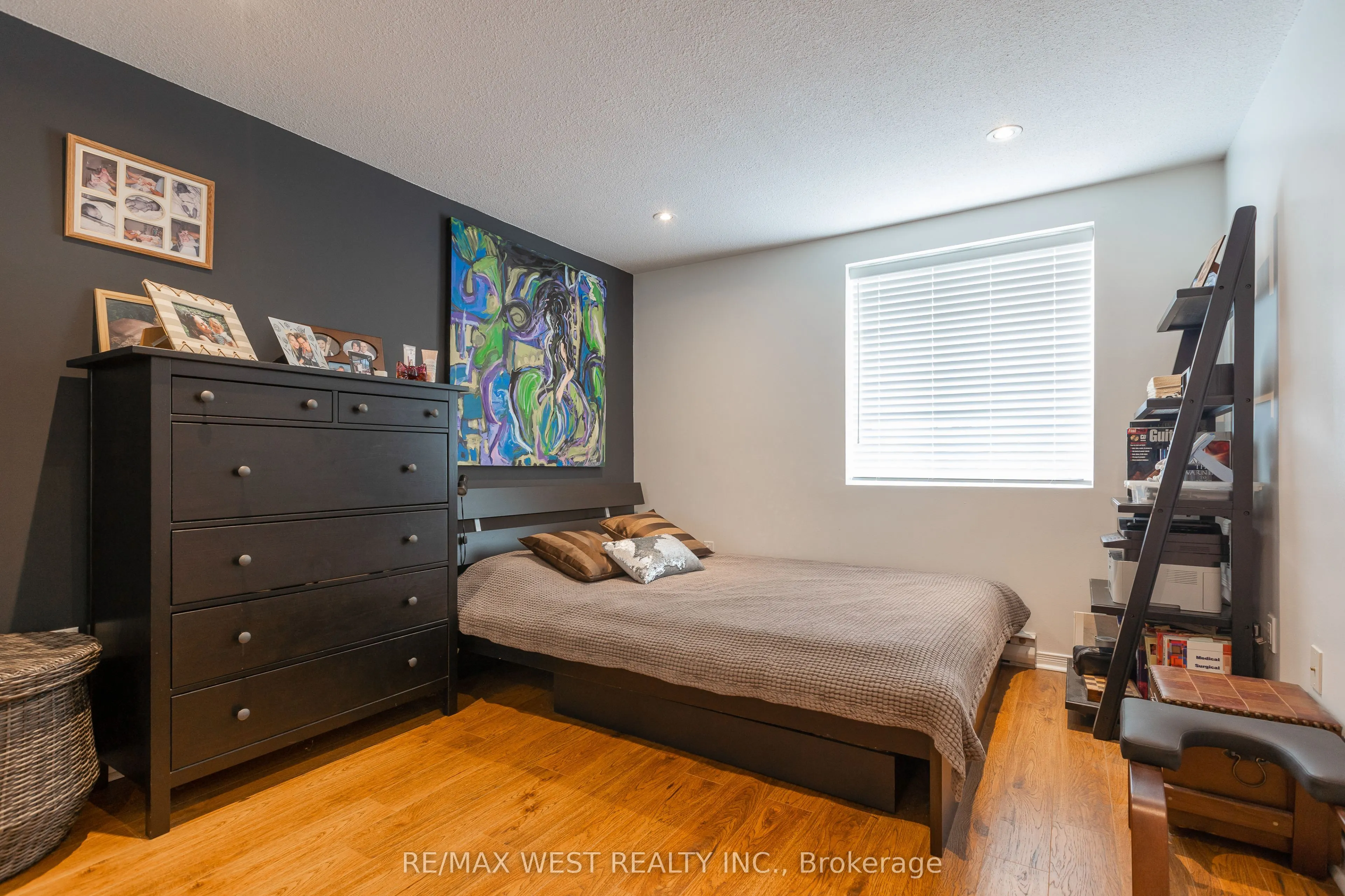 6720 Glen Erin Drive, #706