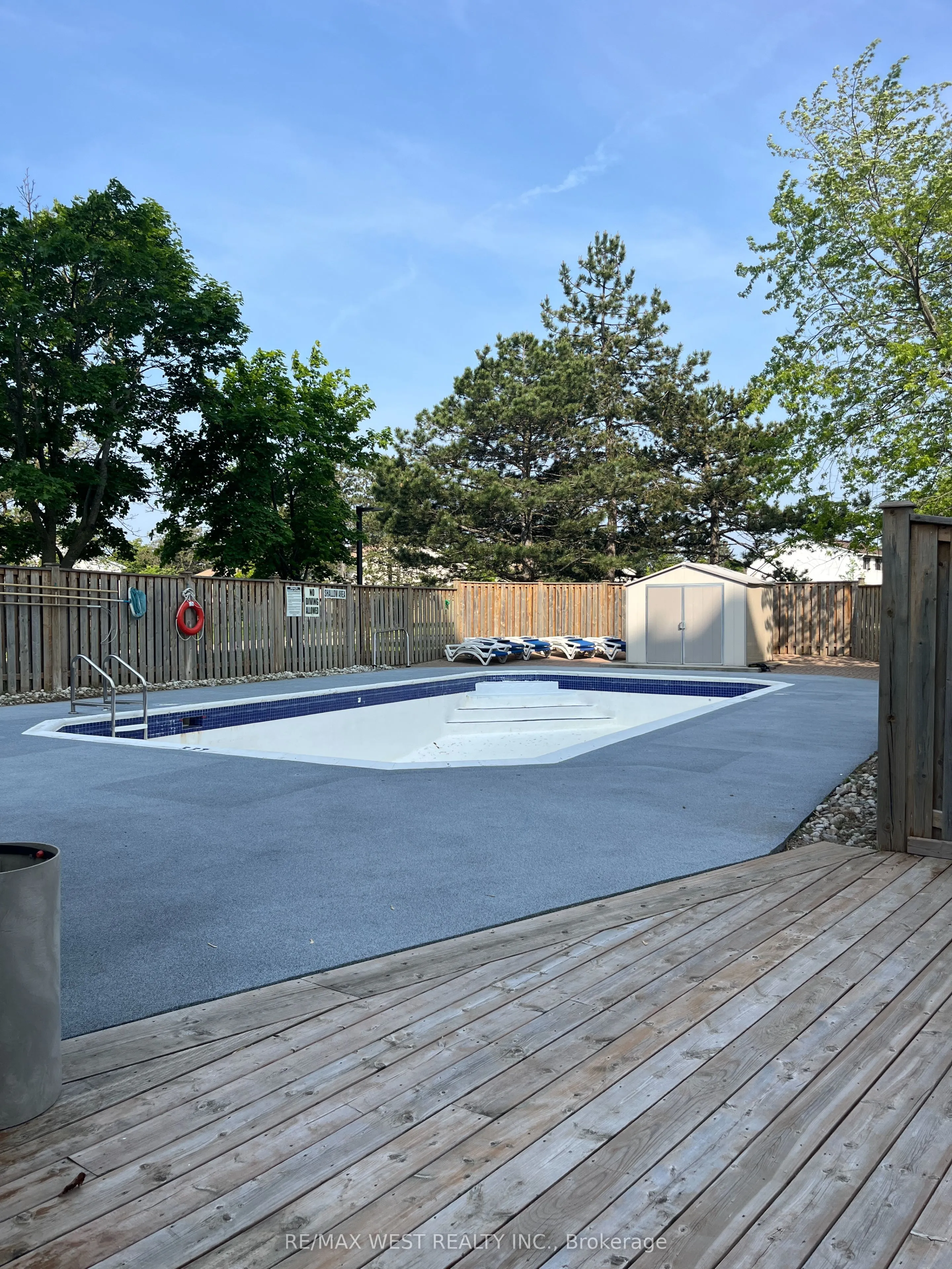 6720 Glen Erin Drive, #706