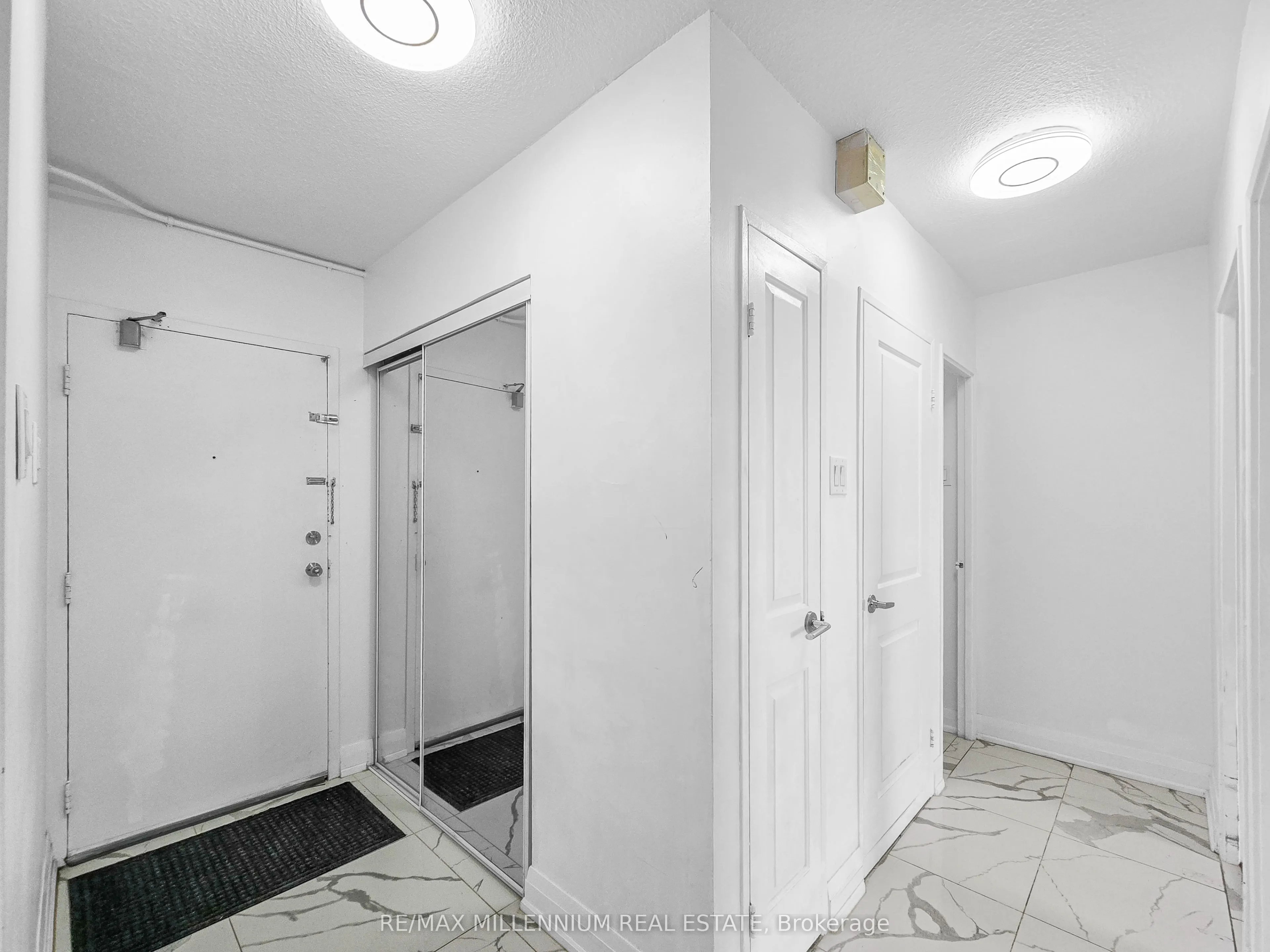 2645 Kipling Avenue, #1807